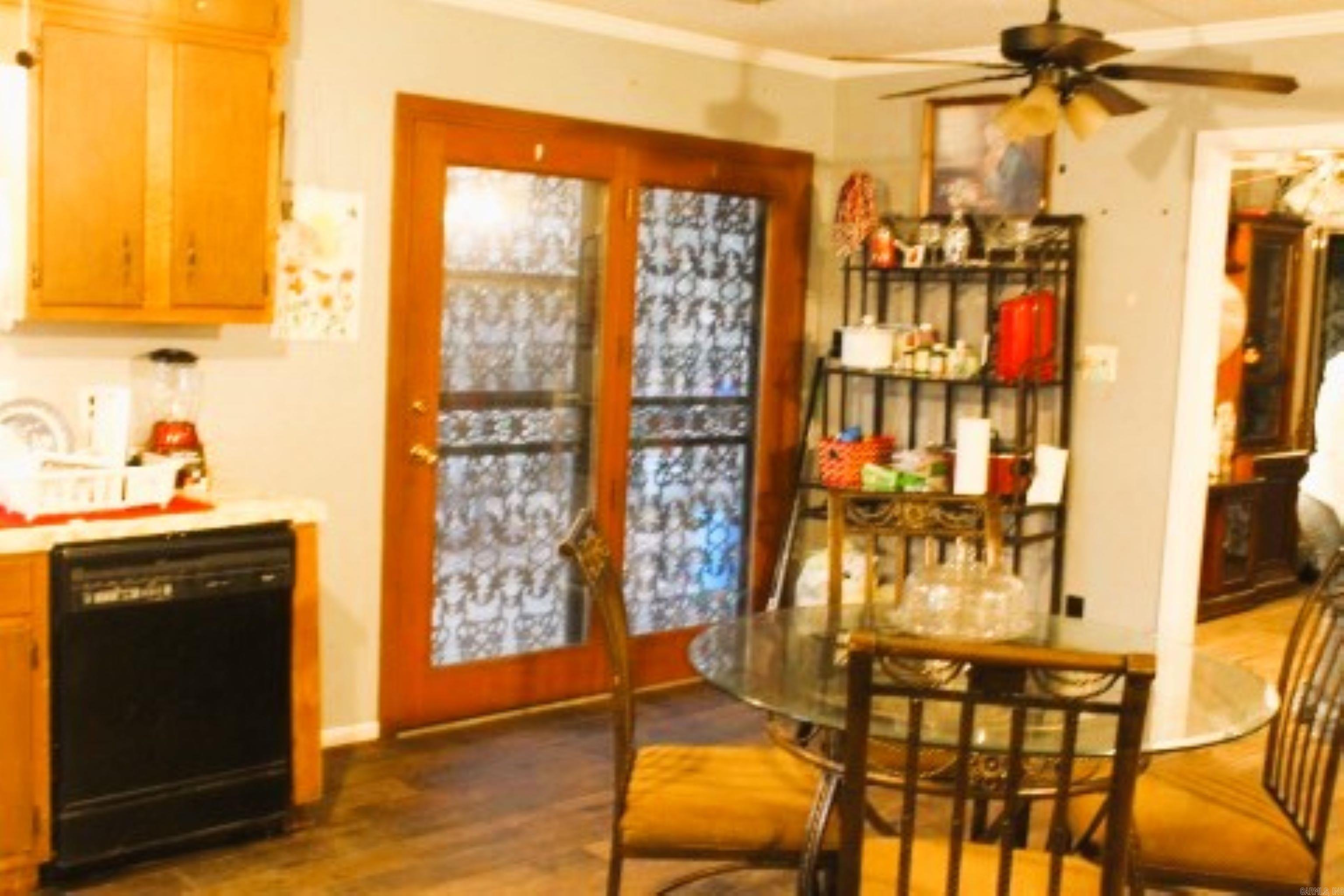 CRESTWOOD - Residential