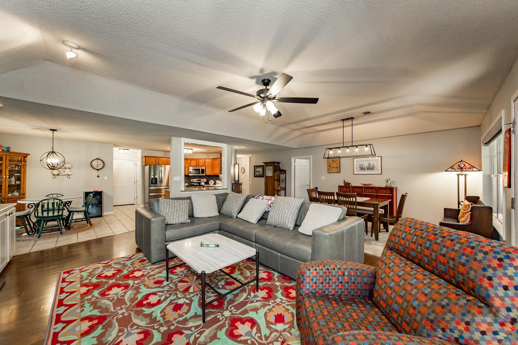 Castle Ridge Heights - Residential
