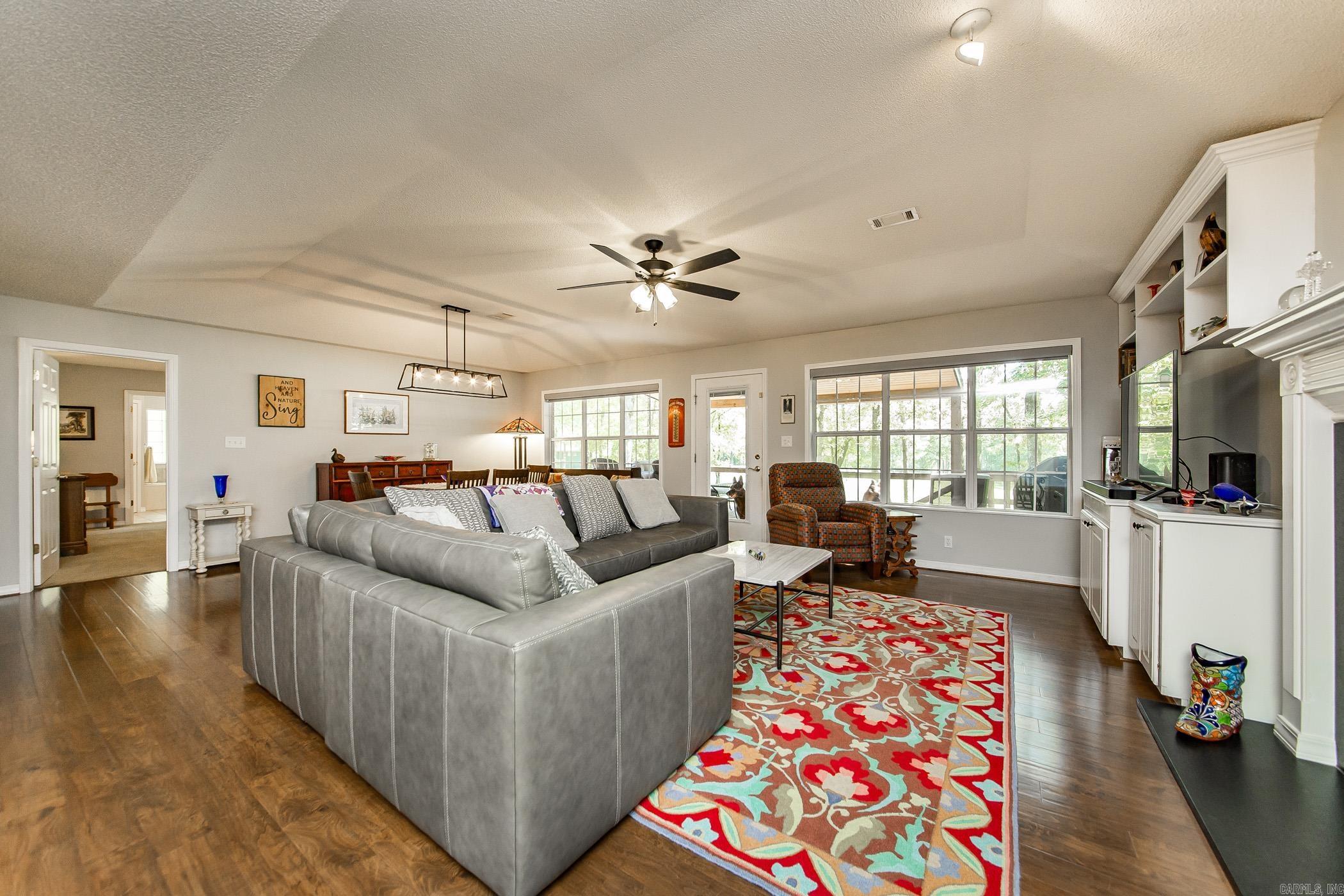Castle Ridge Heights - Residential