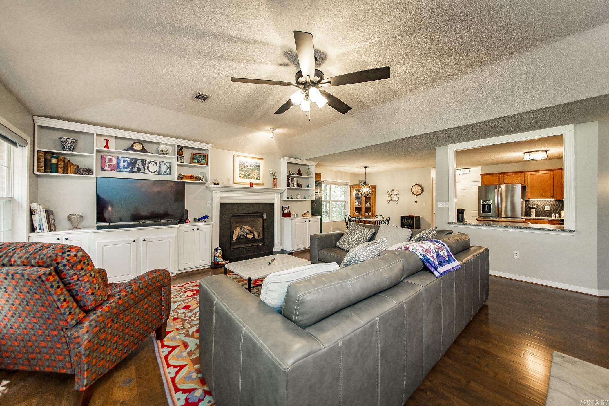 Castle Ridge Heights - Residential