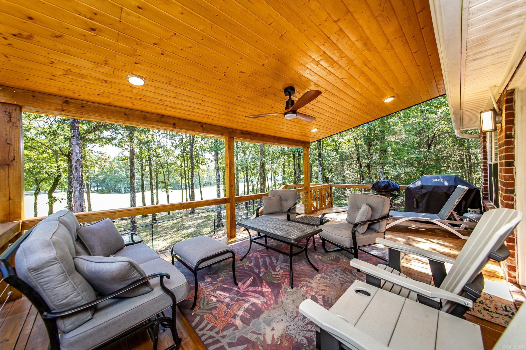 Castle Ridge Heights - Residential