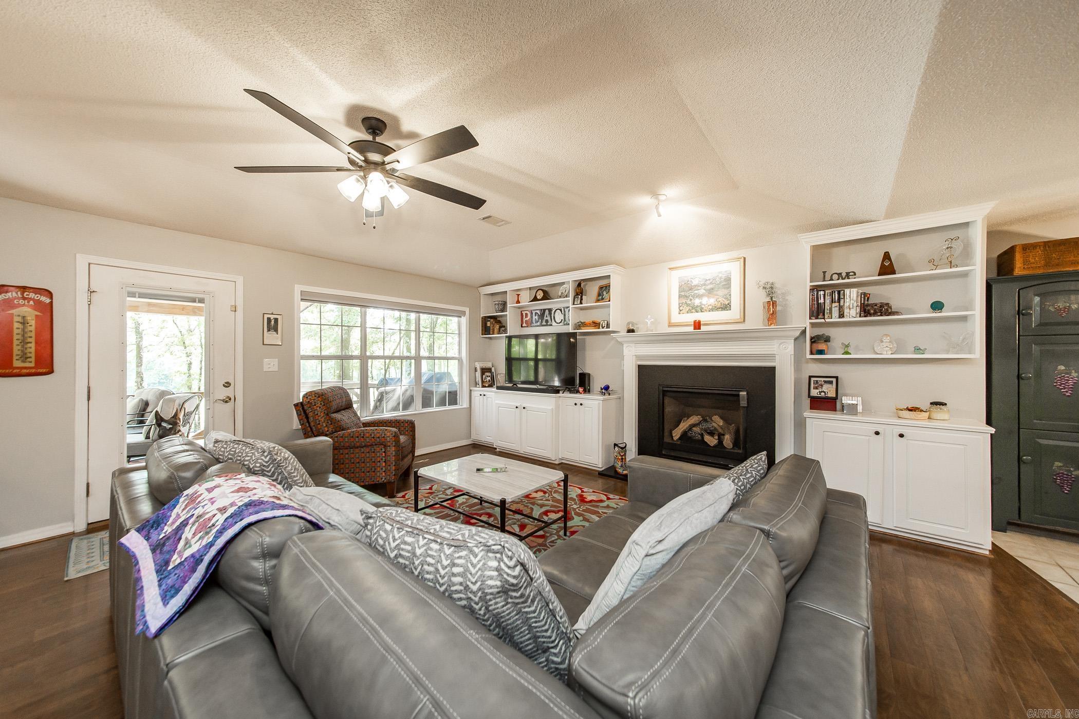 Castle Ridge Heights - Residential