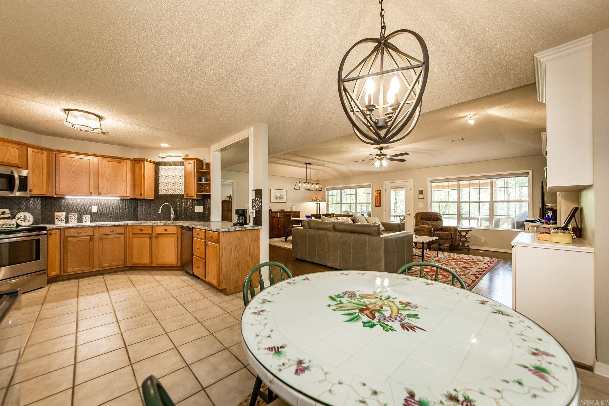 Castle Ridge Heights - Residential