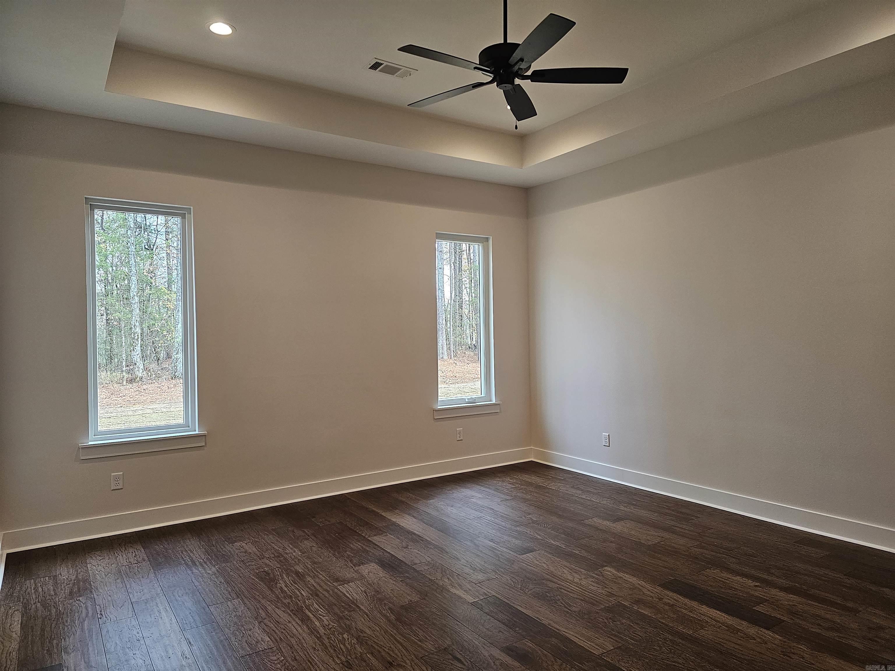 HAZEL OAK - Residential