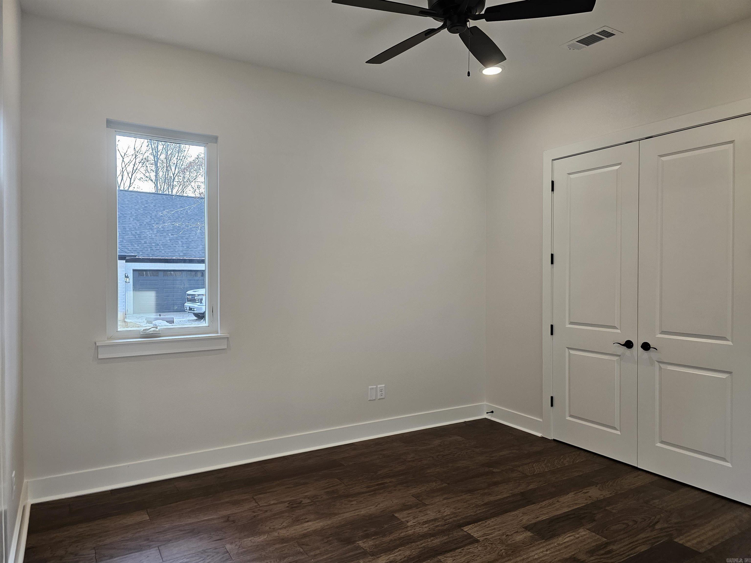 HAZEL OAK - Residential