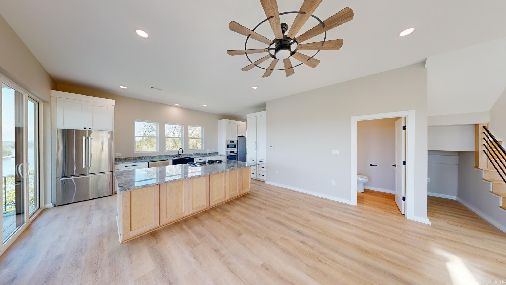 DIAMONDHEAD - Residential
