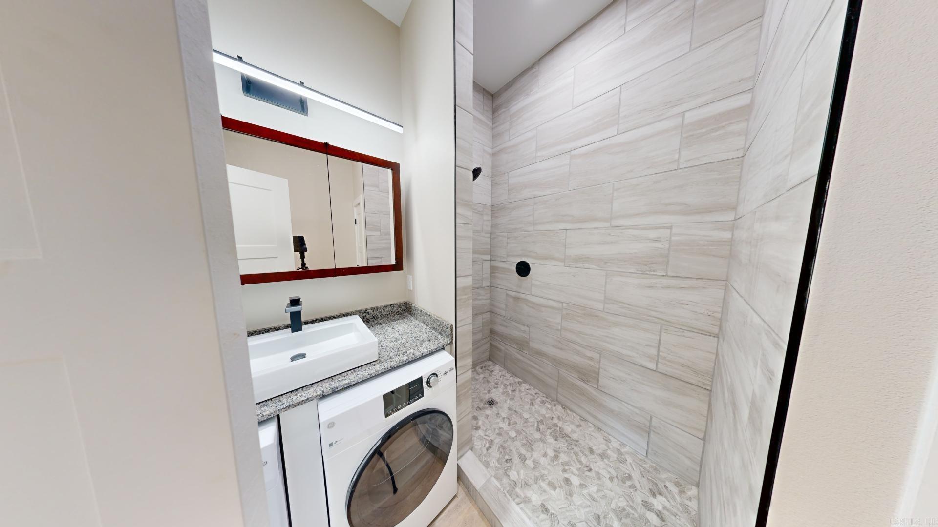 DIAMONDHEAD - Residential