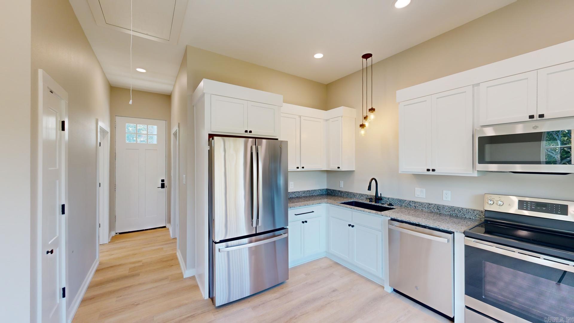 DIAMONDHEAD - Residential