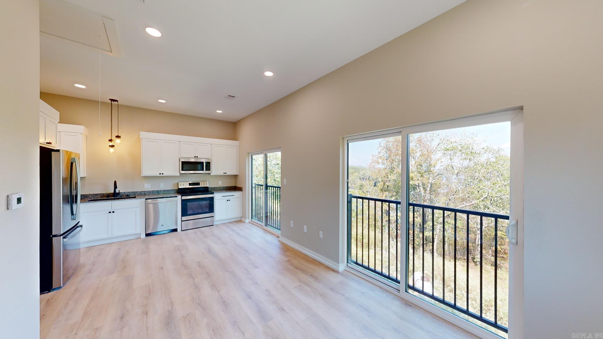 DIAMONDHEAD - Residential
