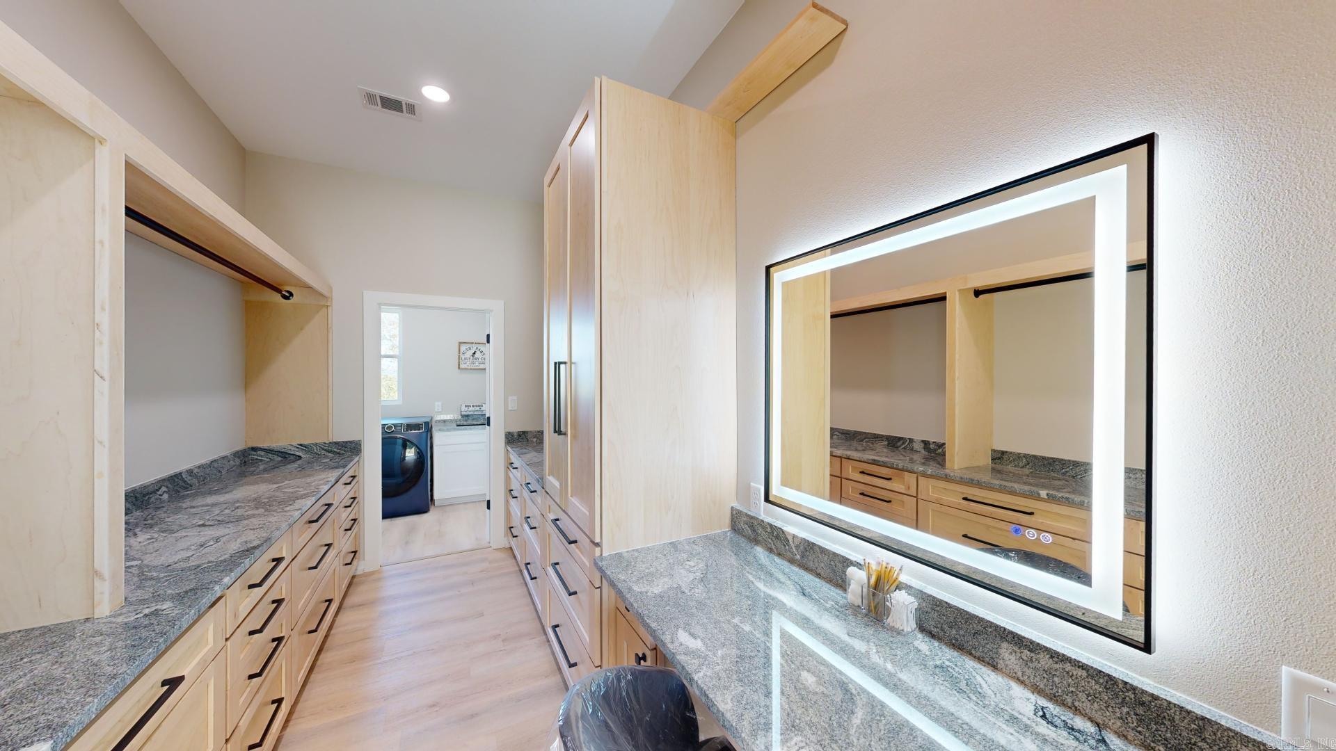 DIAMONDHEAD - Residential