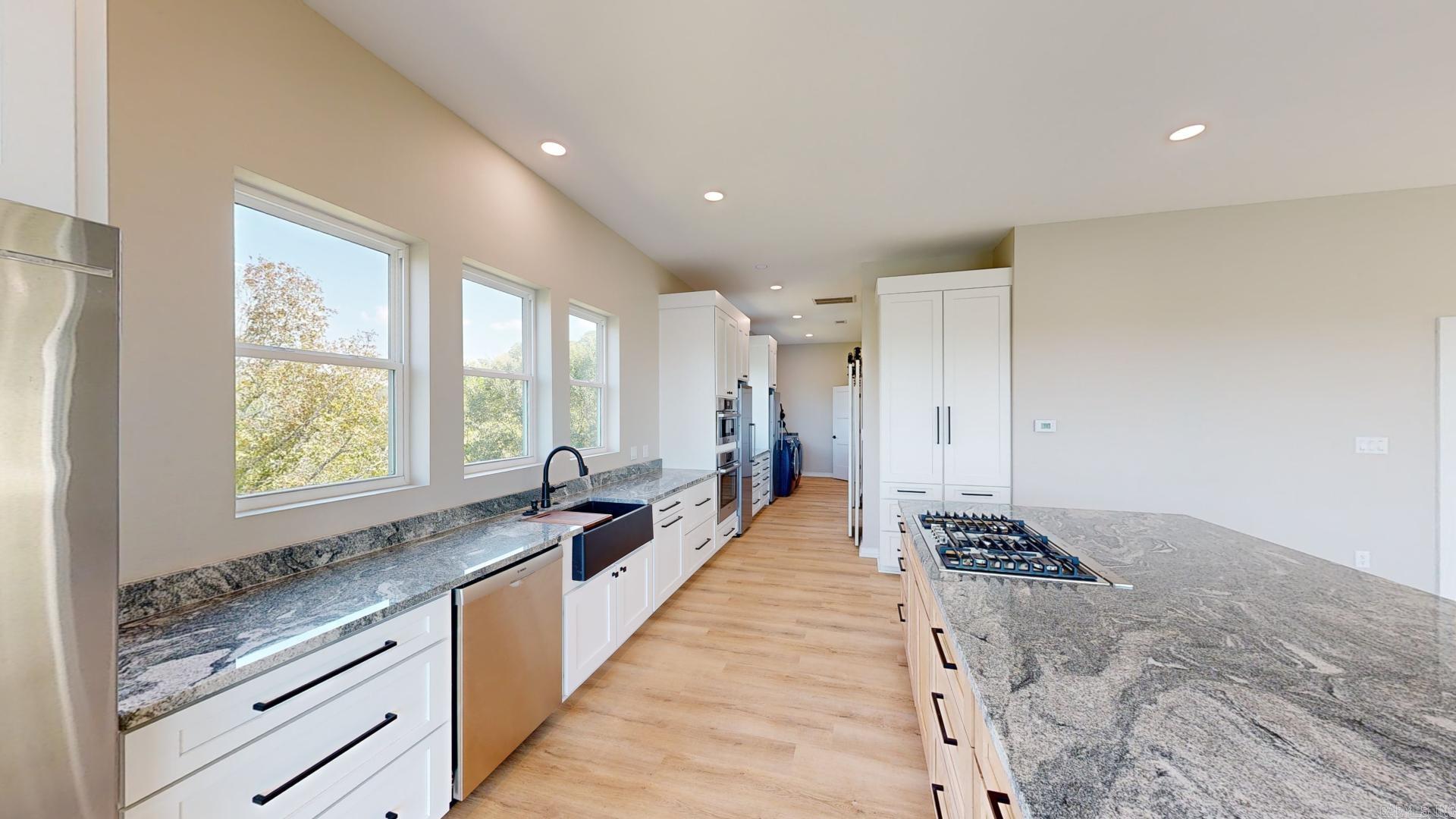 DIAMONDHEAD - Residential