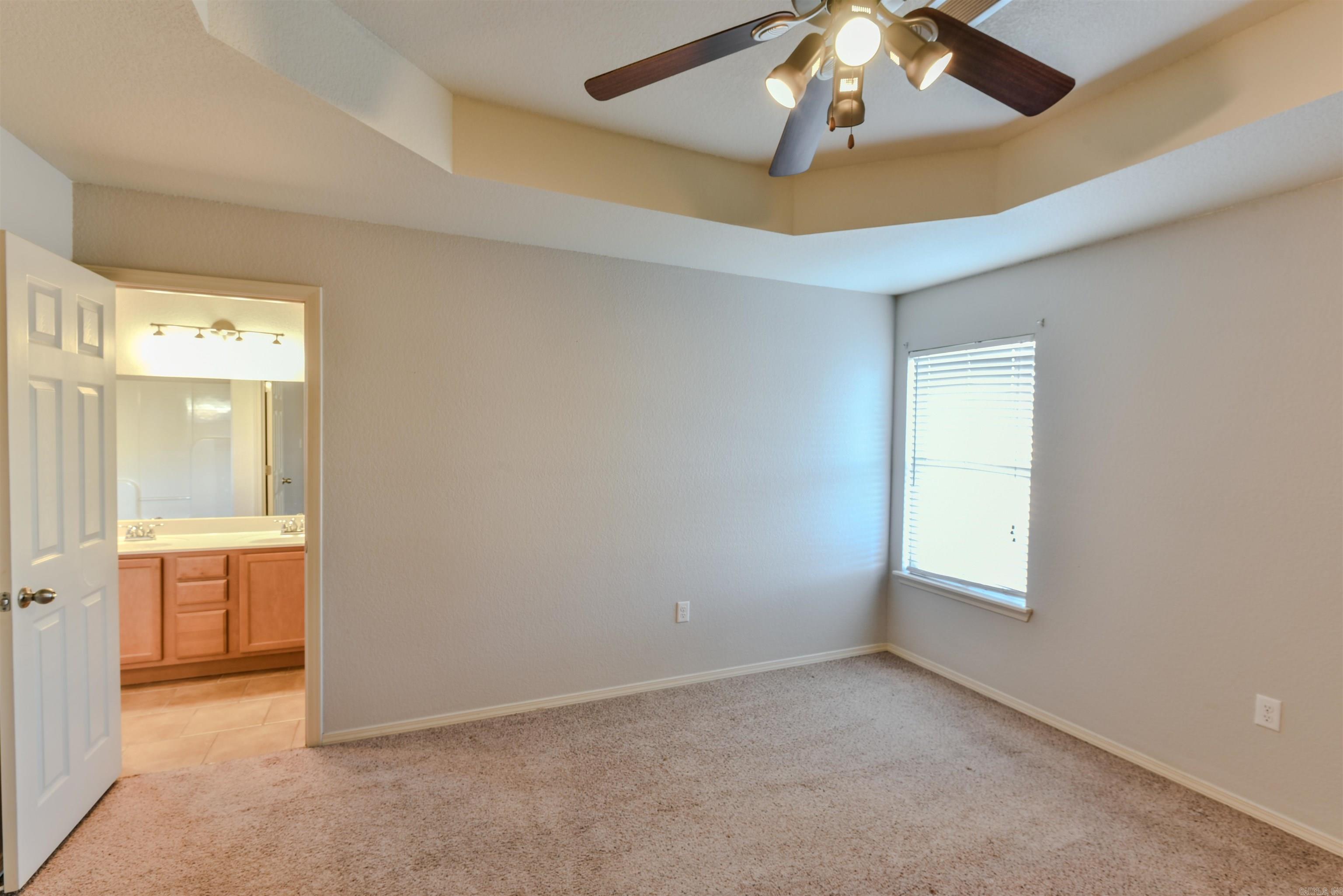 Faulker Lake Crossing - Residential