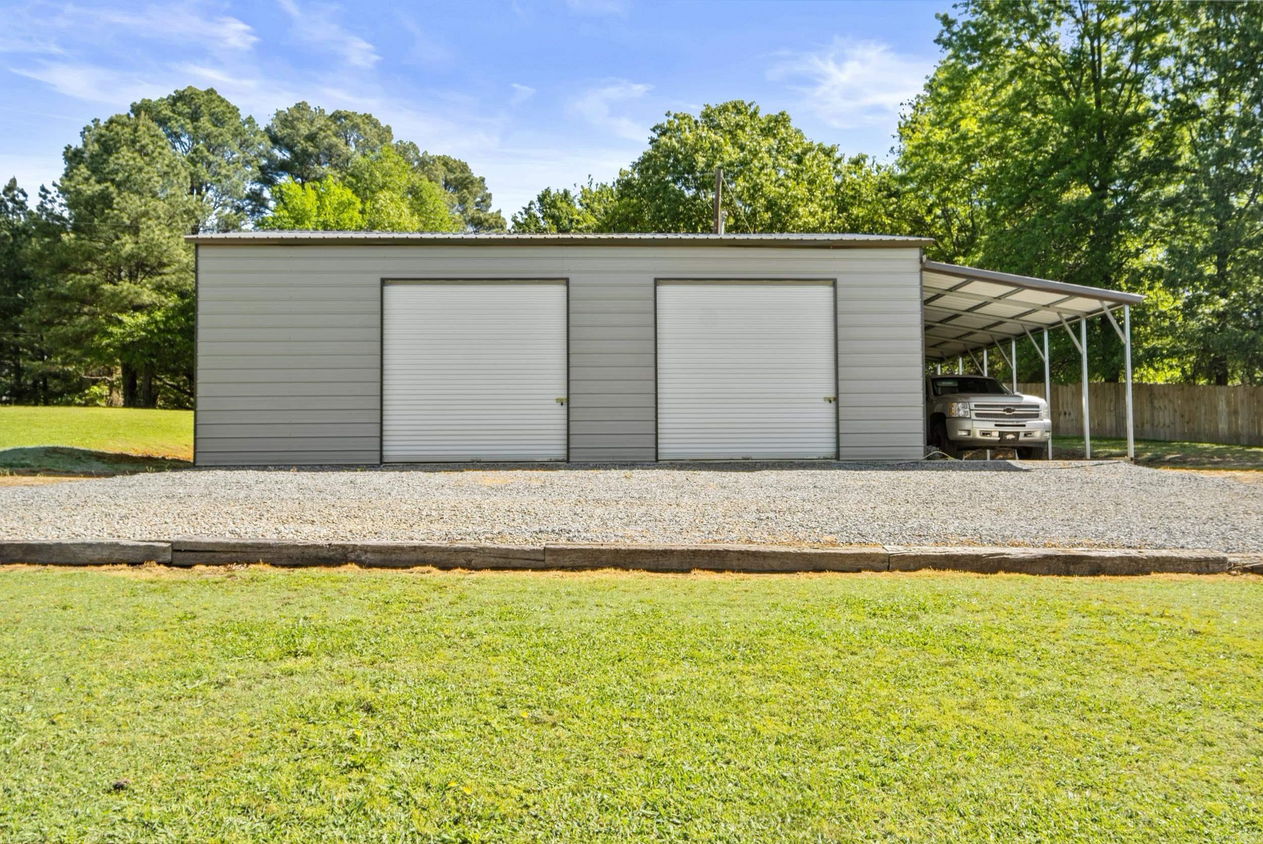 Metes & Bounds - Residential