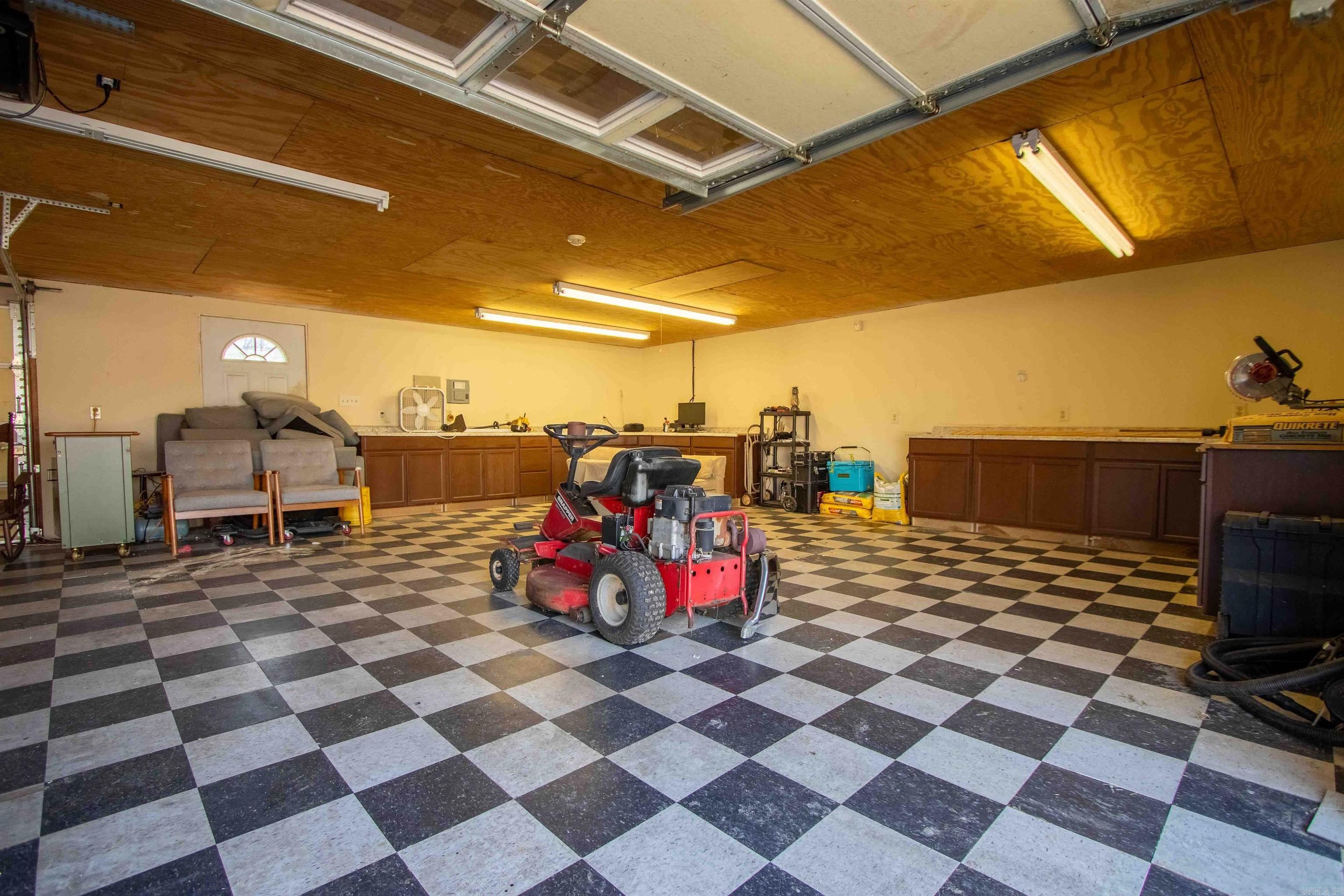 Dixie Acres - Commercial Sale