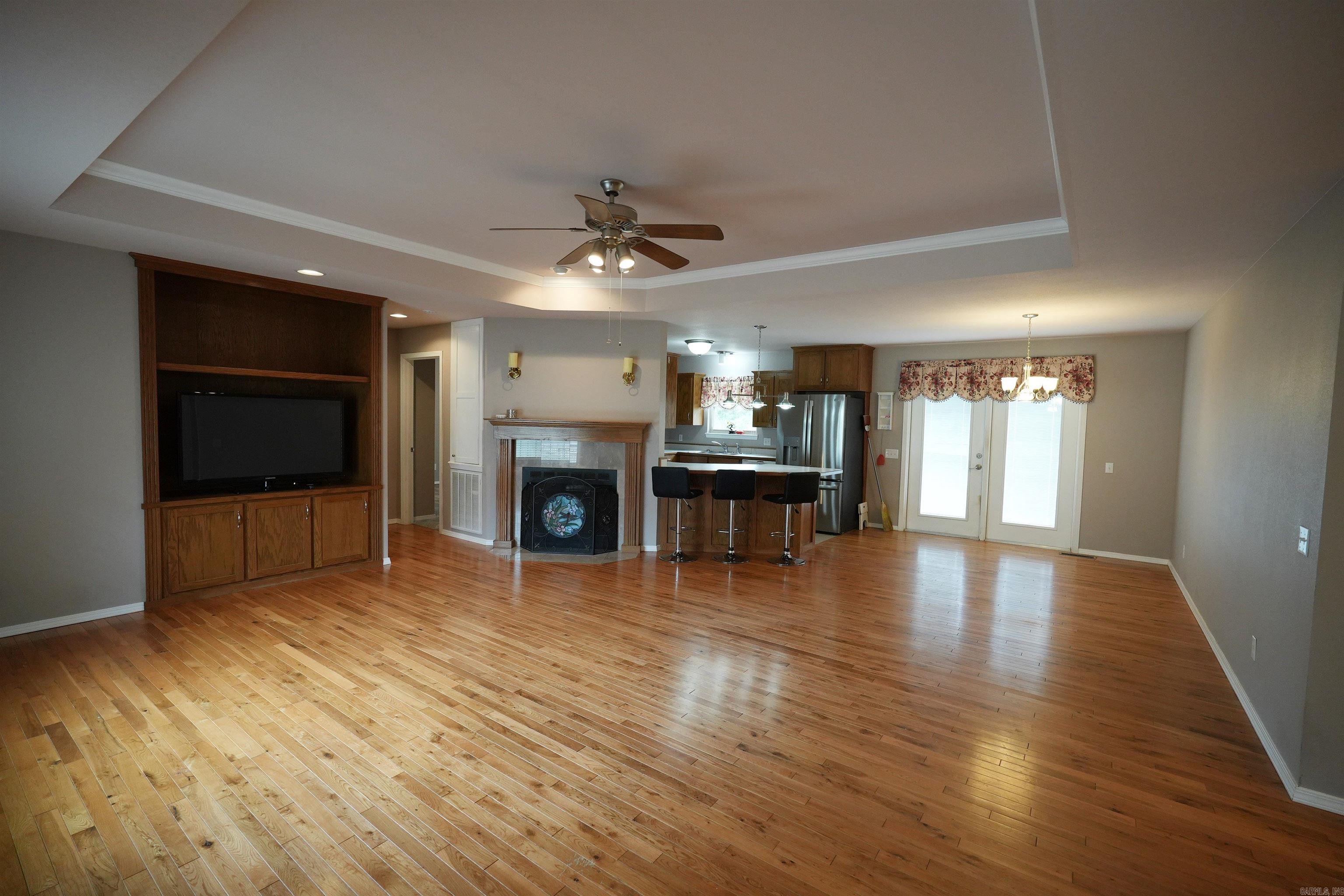 HUNTINGTON PLACE - Residential