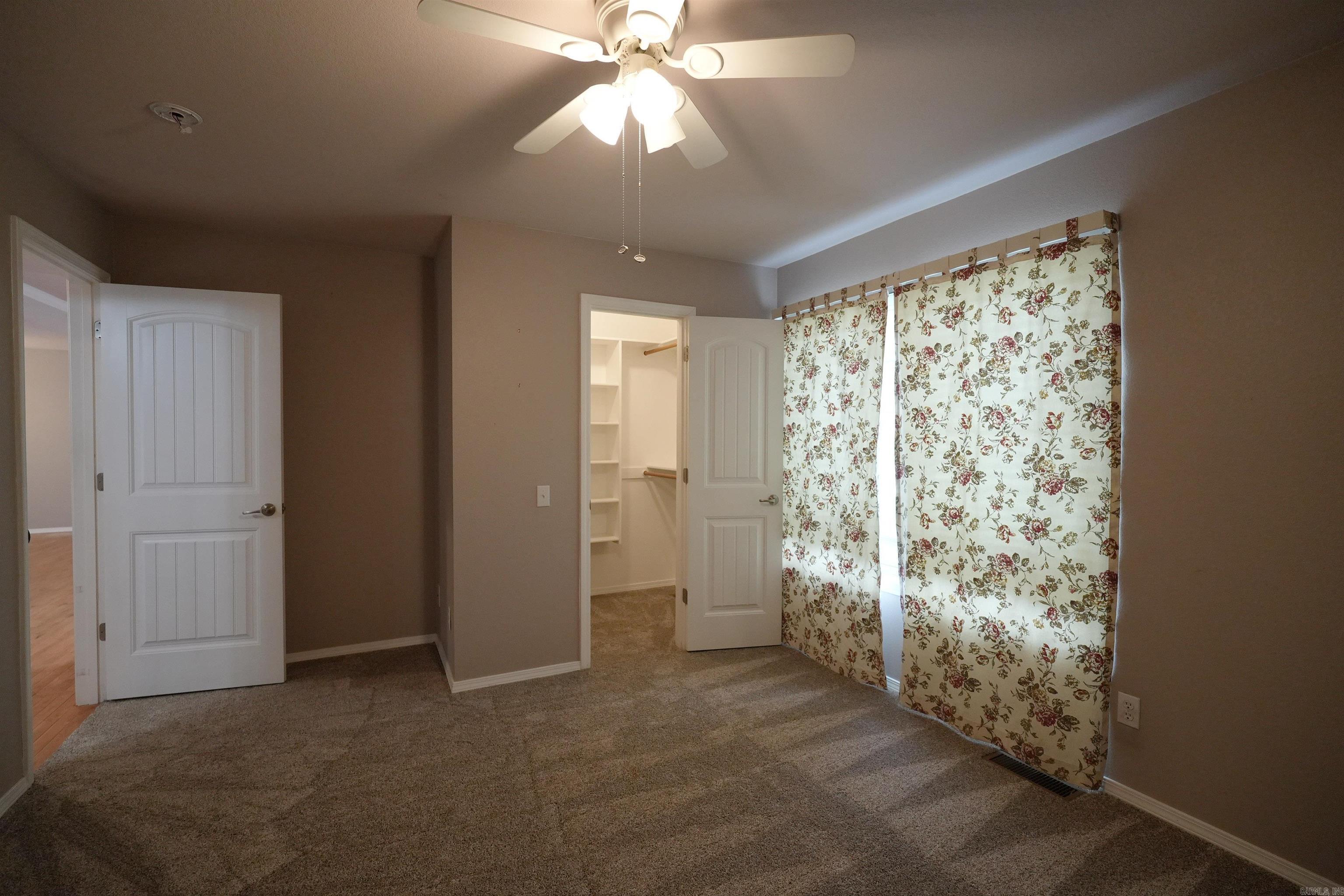 HUNTINGTON PLACE - Residential