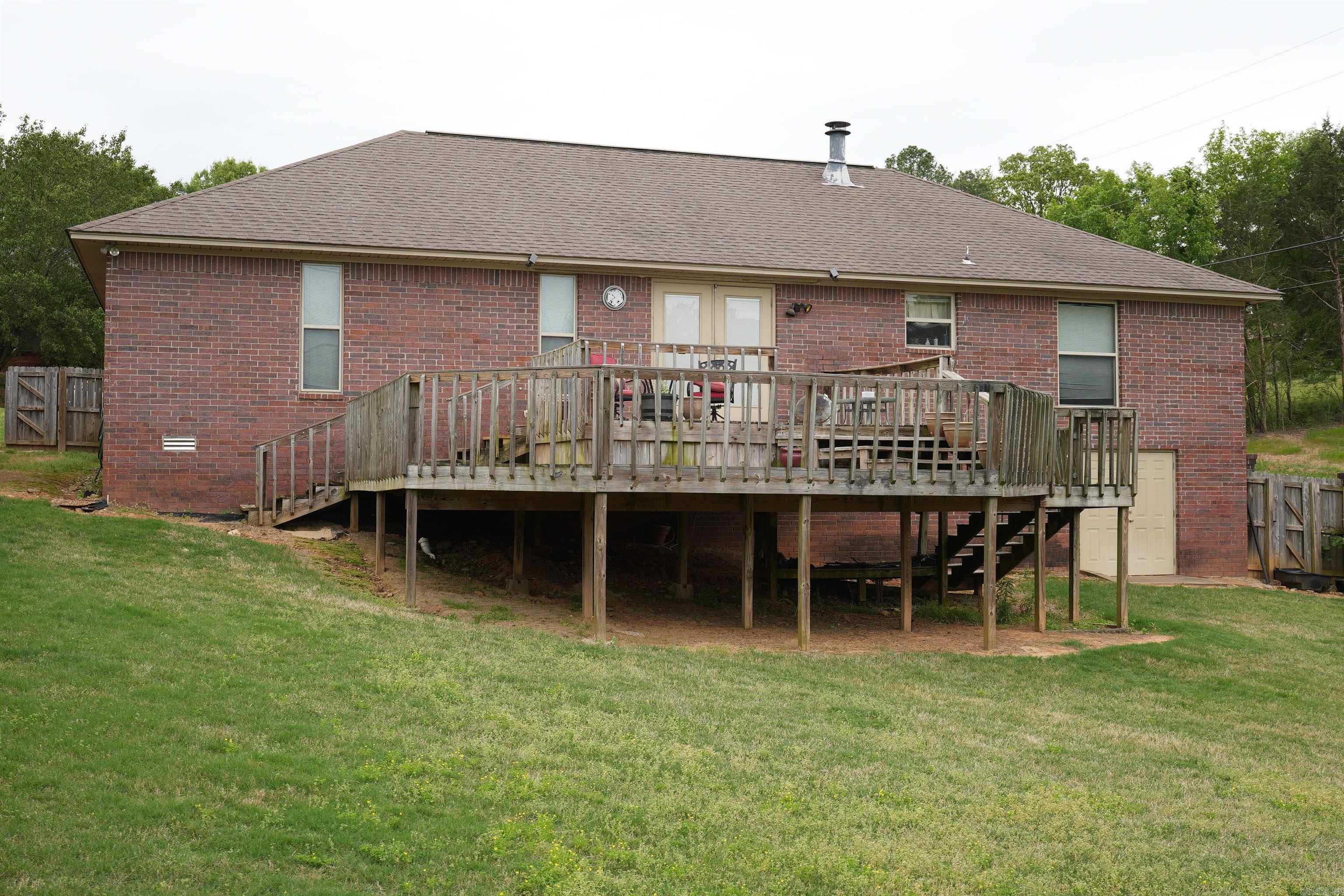 HUNTINGTON PLACE - Residential