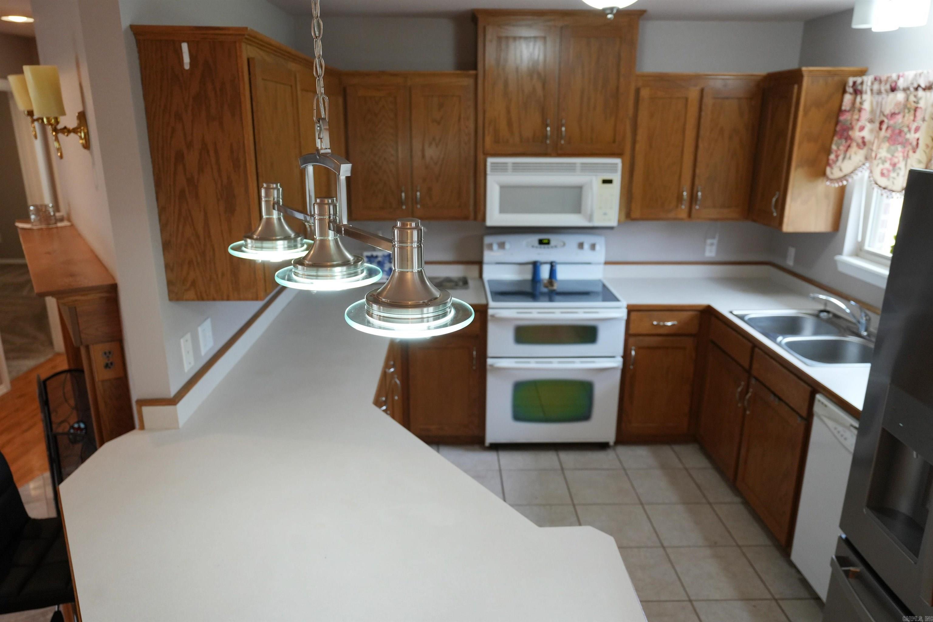 HUNTINGTON PLACE - Residential