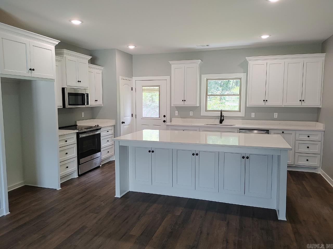 Glenn Abbey - Residential