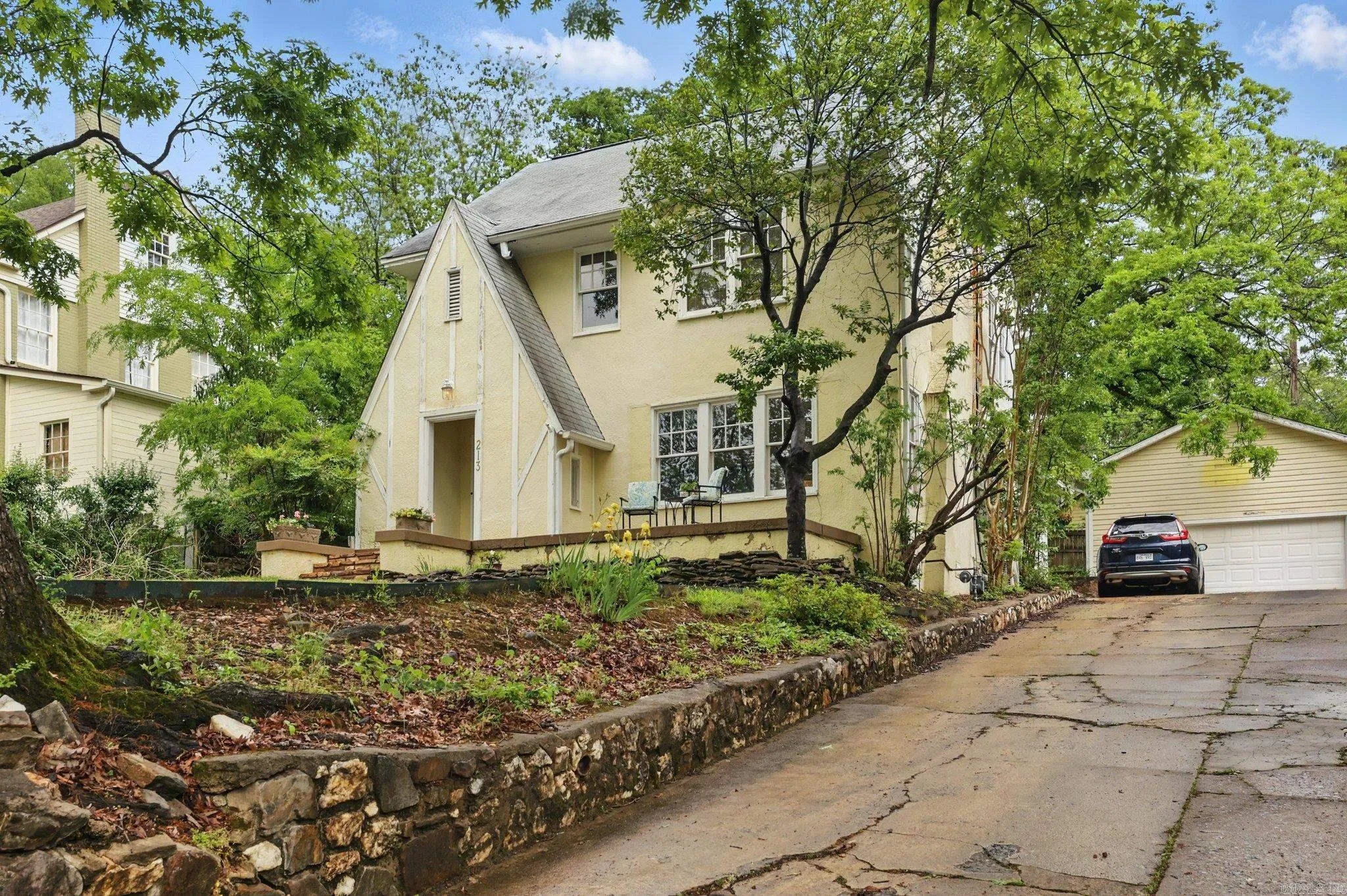 Little Rock, Arkansas 72205, United States, 4 Bedrooms Bedrooms, ,2 BathroomsBathrooms,Residential,Pending,118477