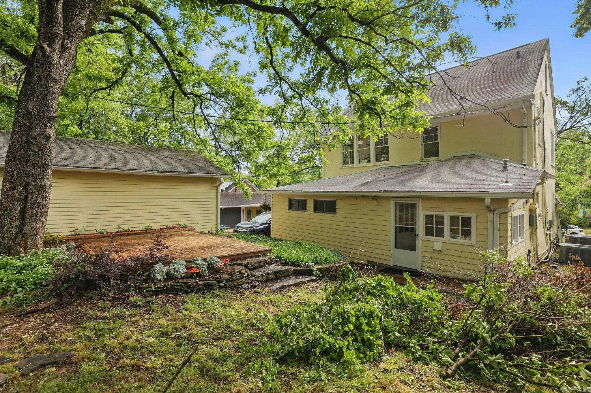 Little Rock, Arkansas 72205, United States, 4 Bedrooms Bedrooms, ,2 BathroomsBathrooms,Residential,Pending,118477