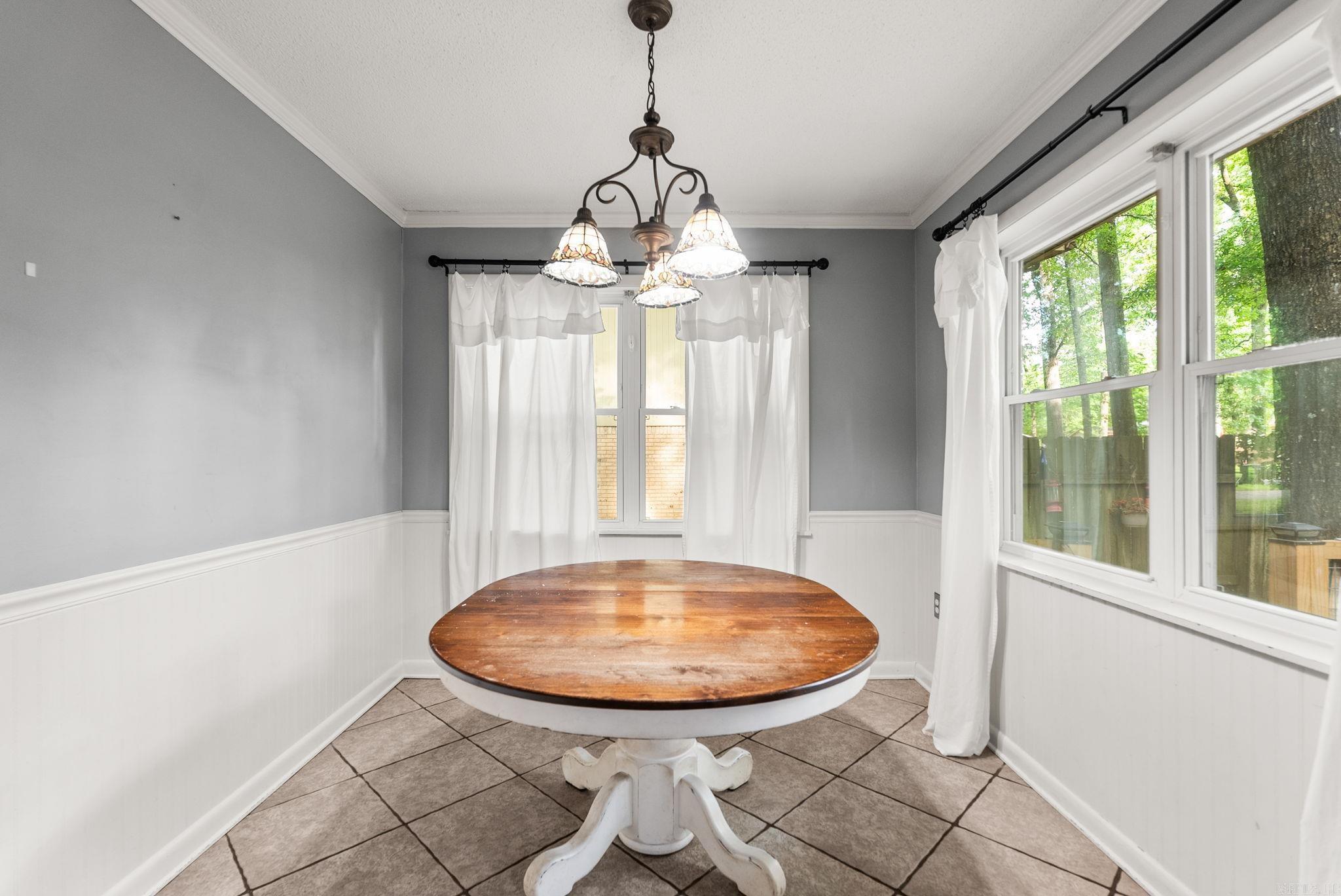 COUNTRY CLUB TERRACE - Residential
