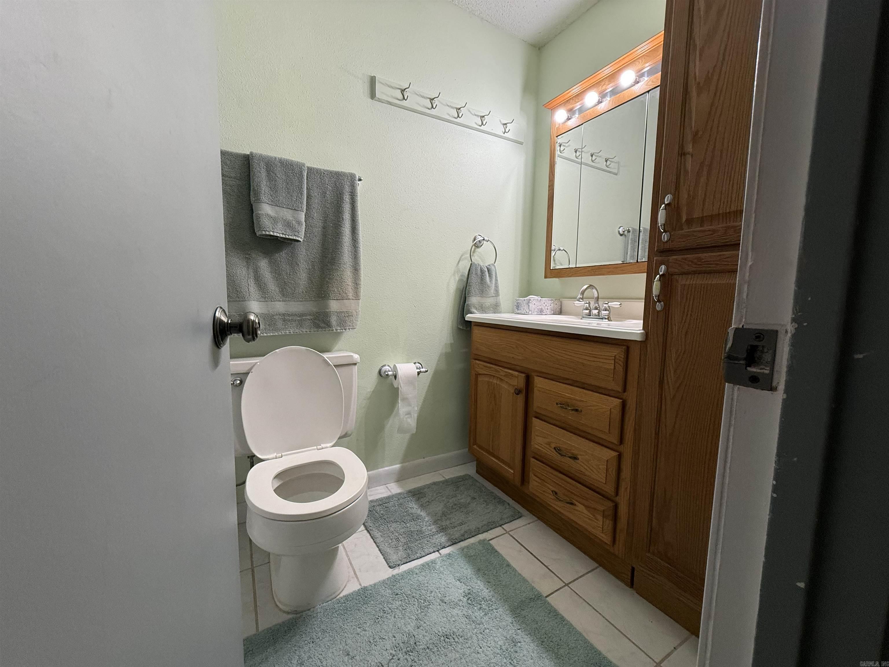 Gerona - Residential Lease