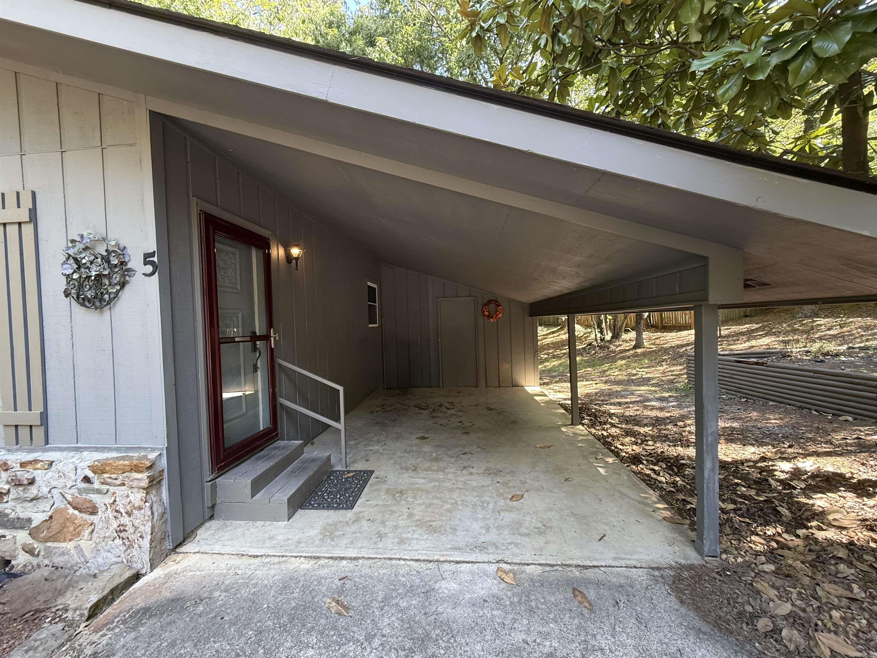 Gerona - Residential Lease