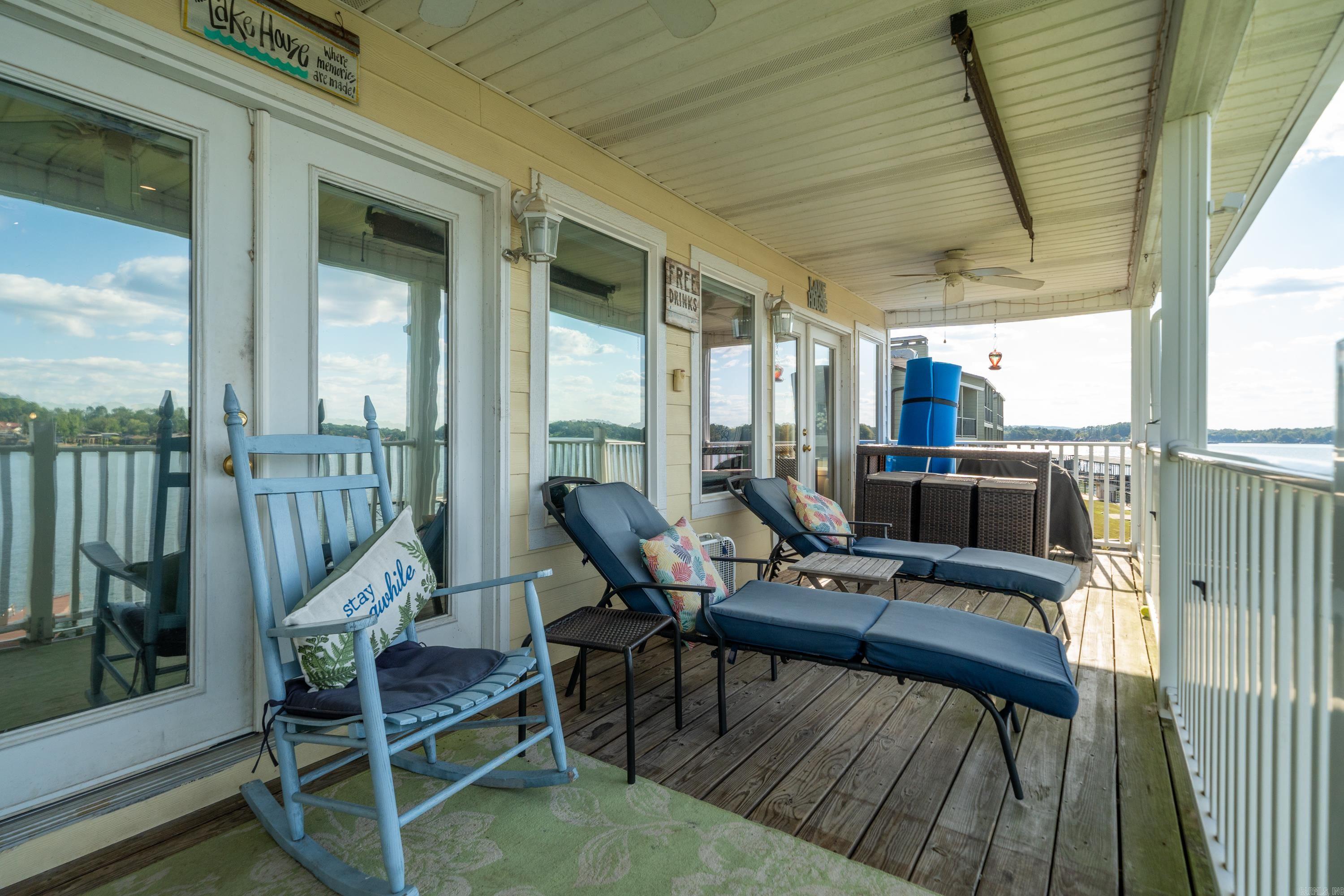 CATALINA COVE HPR - Residential
