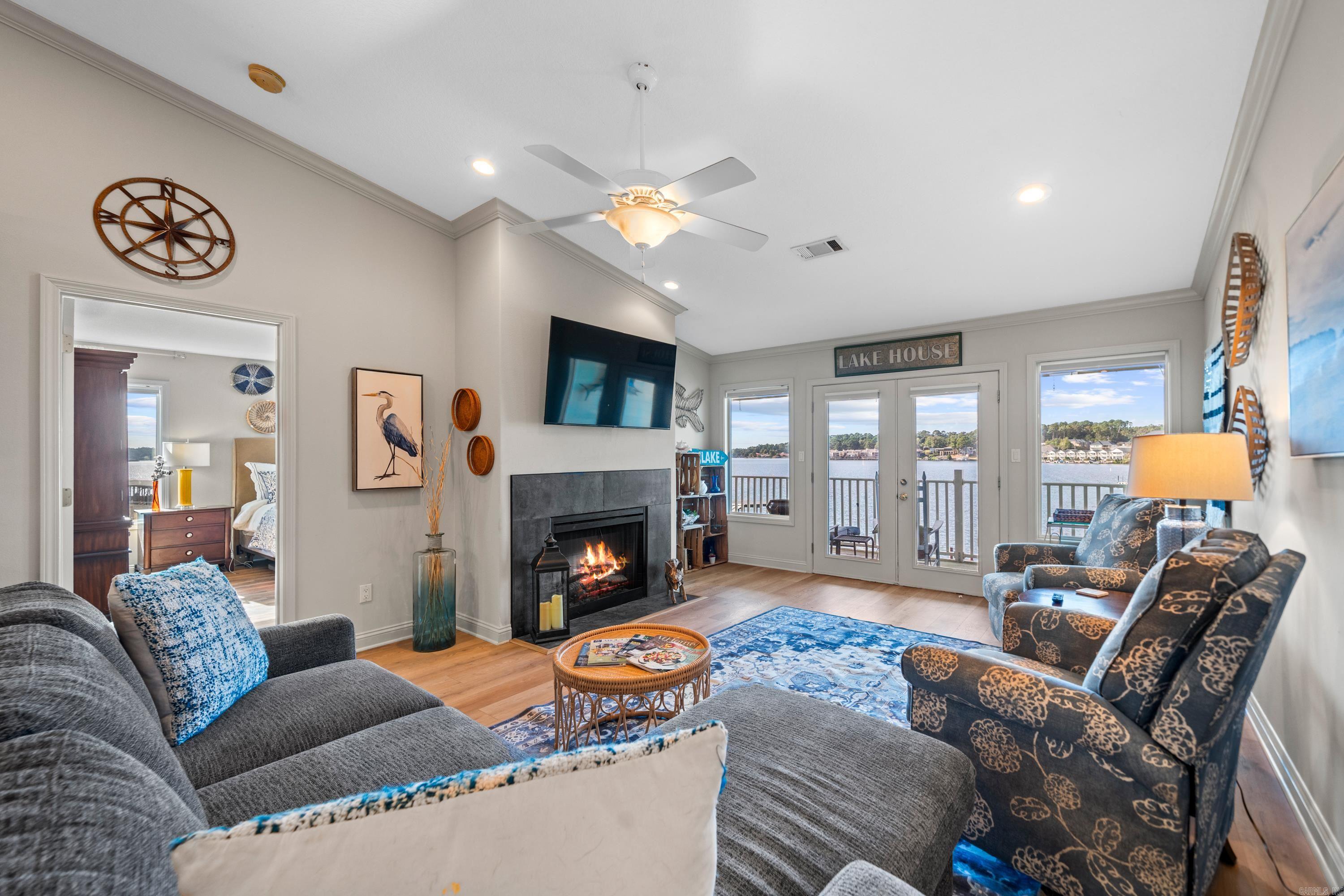 CATALINA COVE HPR - Residential