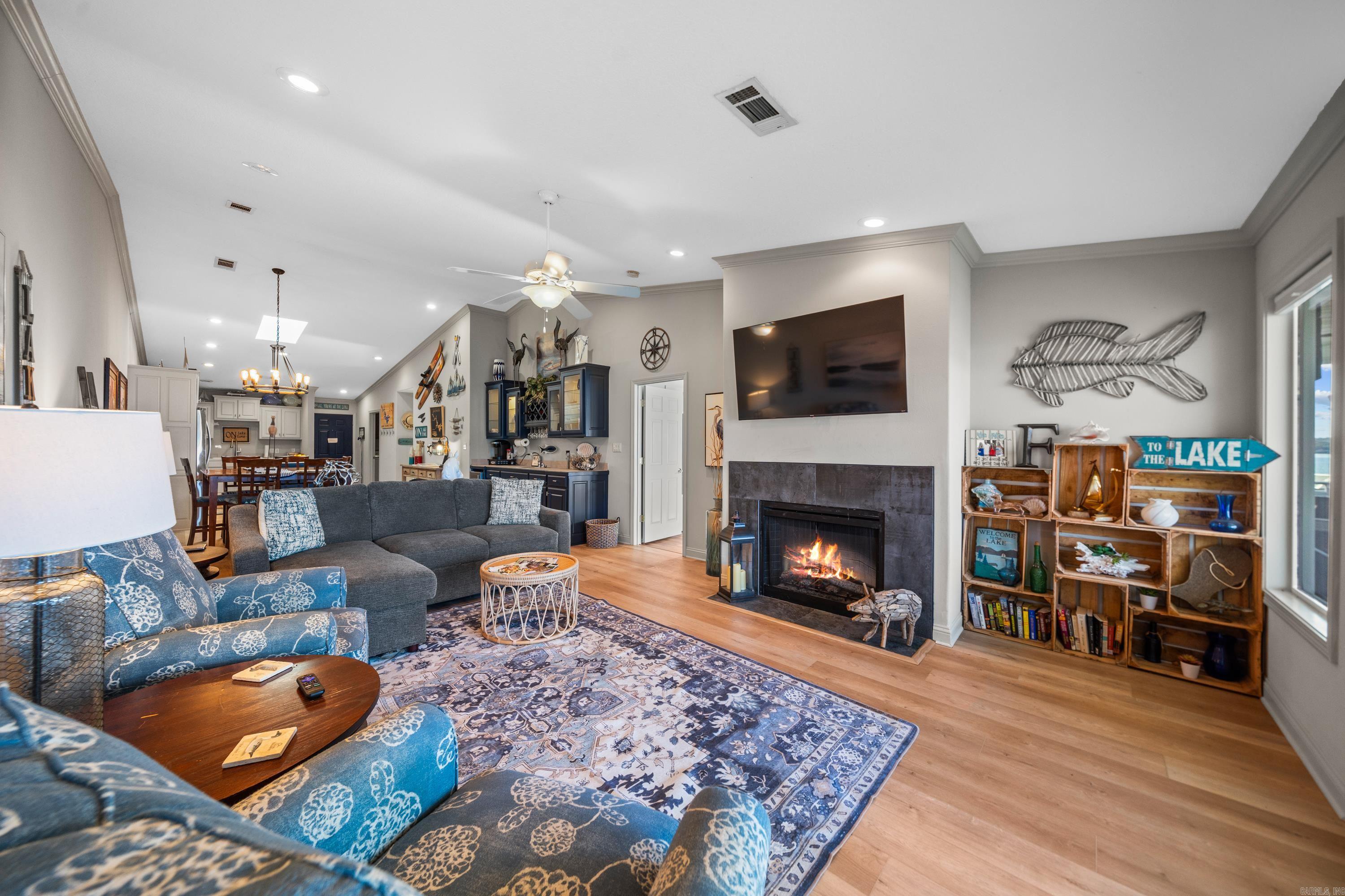 CATALINA COVE HPR - Residential