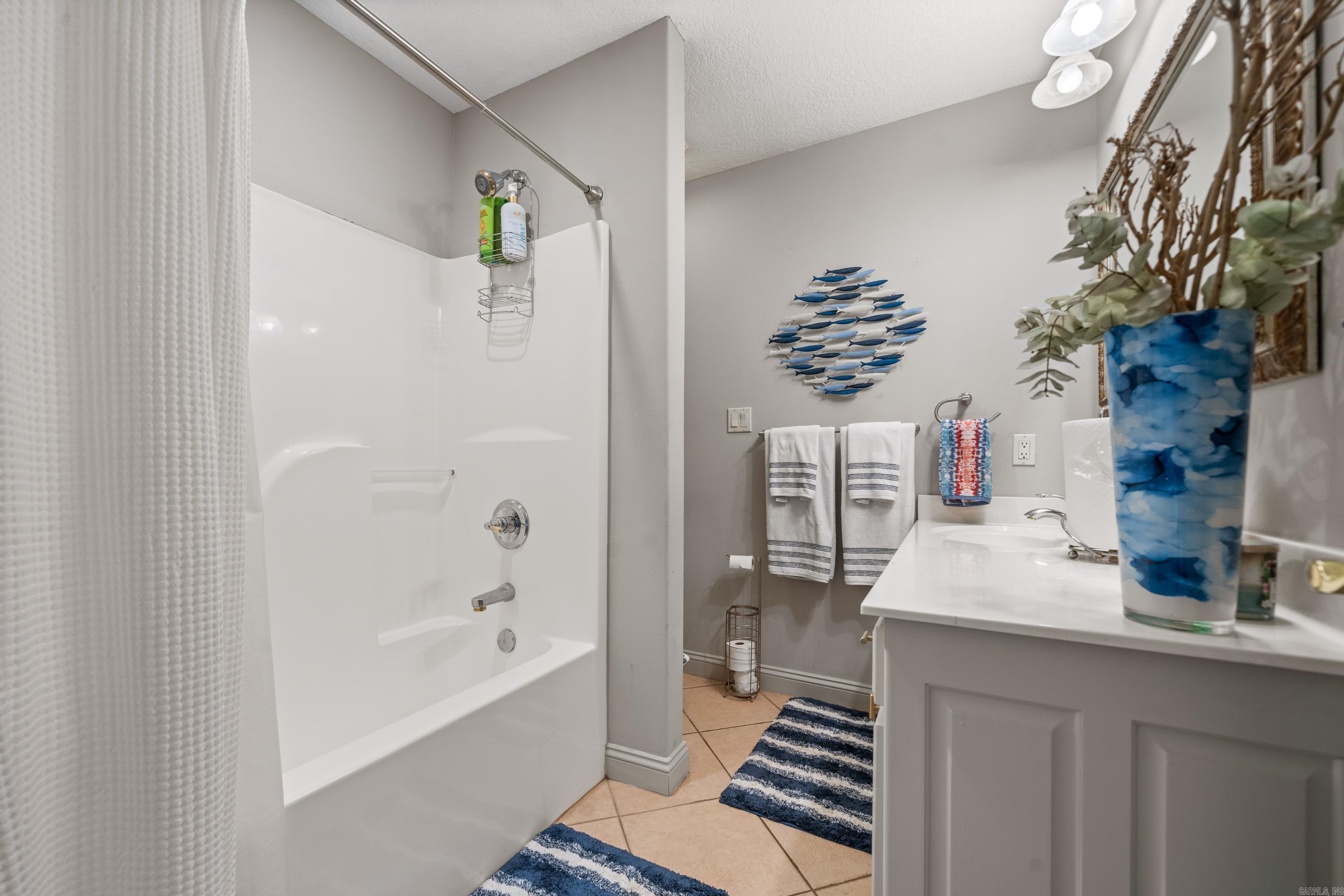 CATALINA COVE HPR - Residential