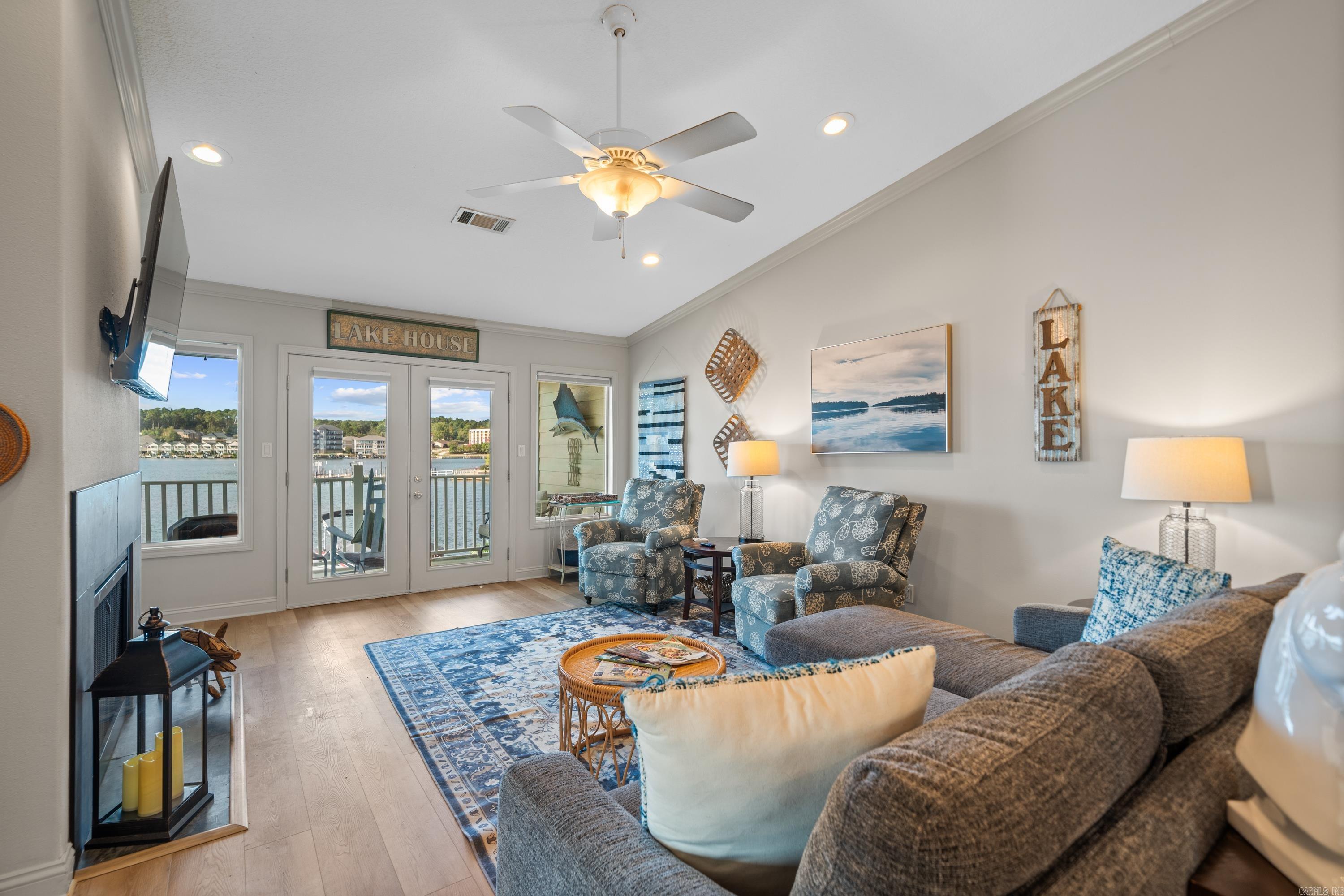 CATALINA COVE HPR - Residential