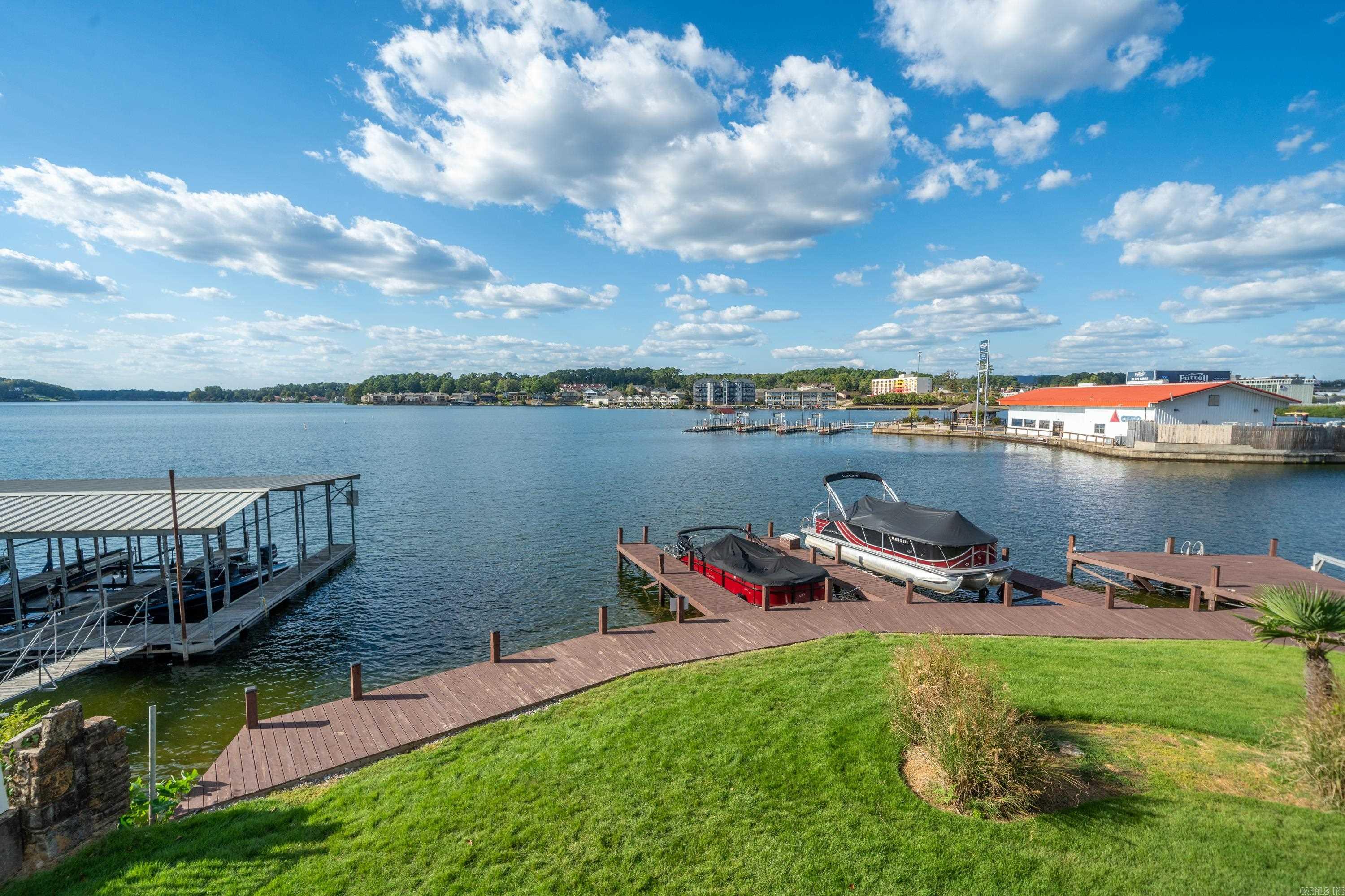 CATALINA COVE HPR - Residential