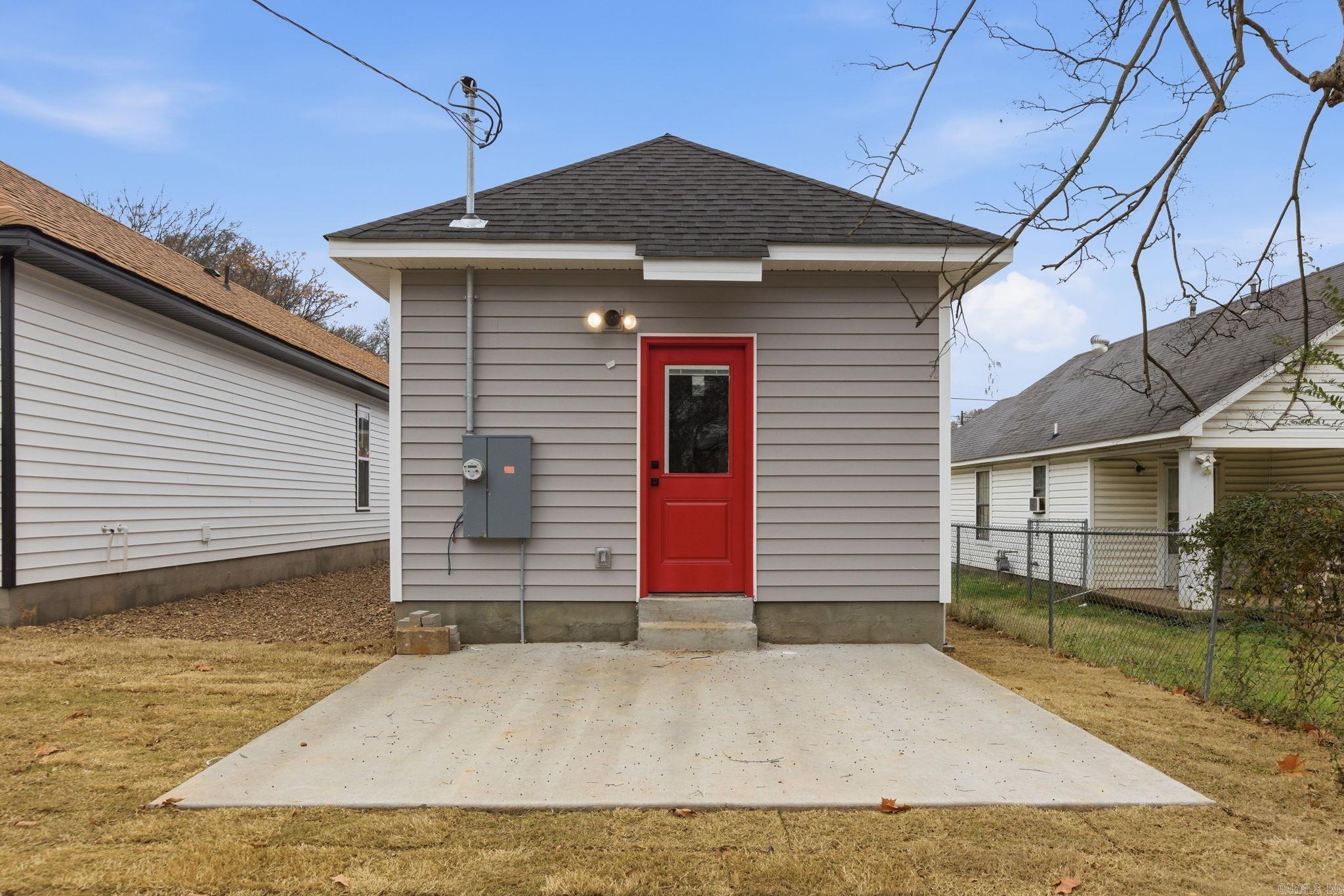 HANGER - Residential