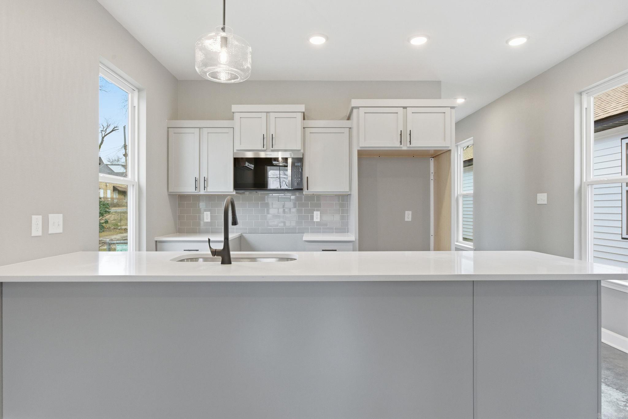 HANGER - Residential