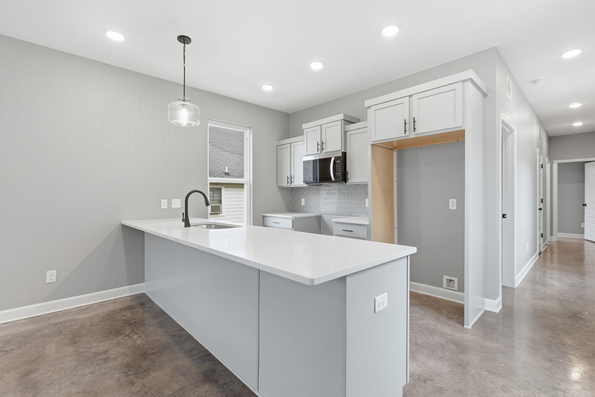 HANGER - Residential