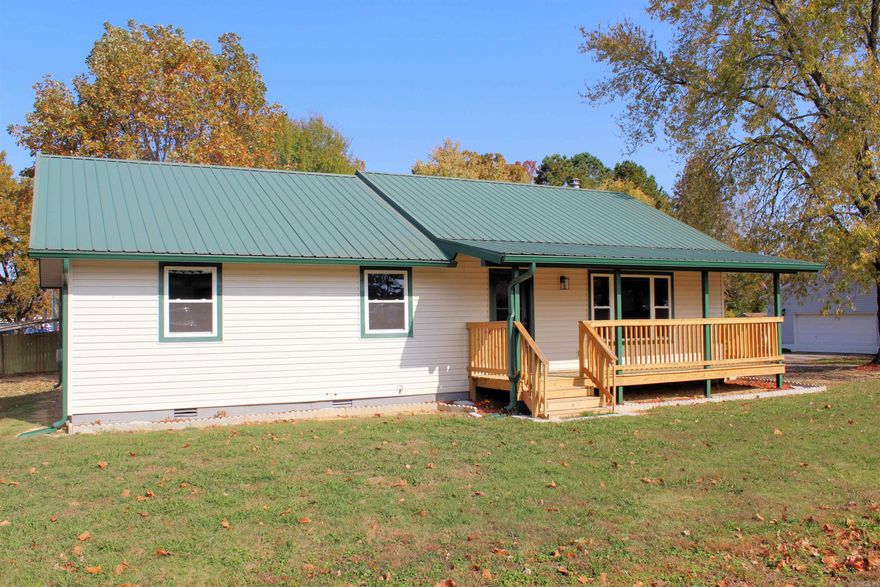 Completely remodeled 4 bed 2 bath home located in the heart of Quitman. 4th bedroom works perfect for the teenager in the family or to use as a home office. New windows, countertops, easy close cabinets, flooring, light fixtures, faucets, AC unit, ductwork, mini split, water heater, and fresh paint throughout.  Schedule your showing today!