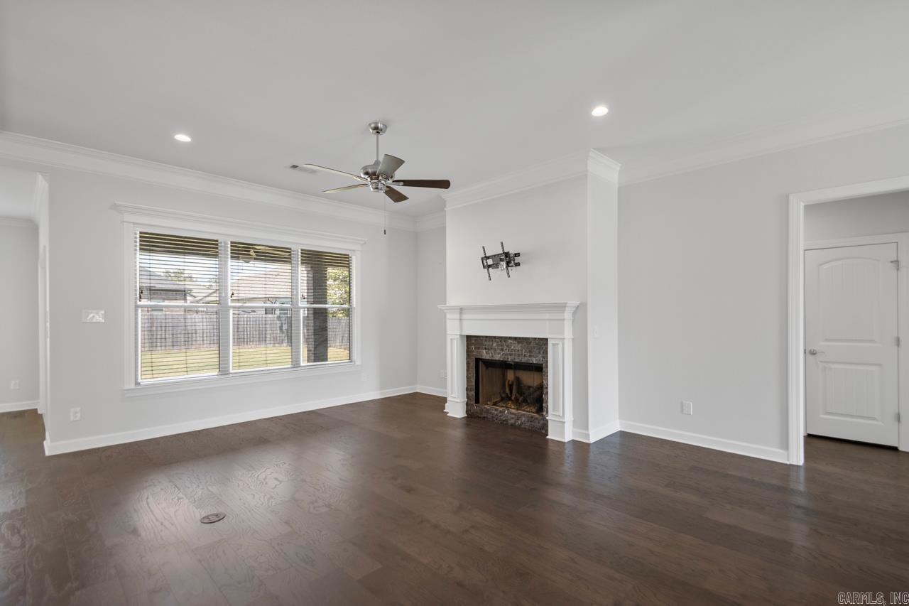 MILLERS GLENN - Residential