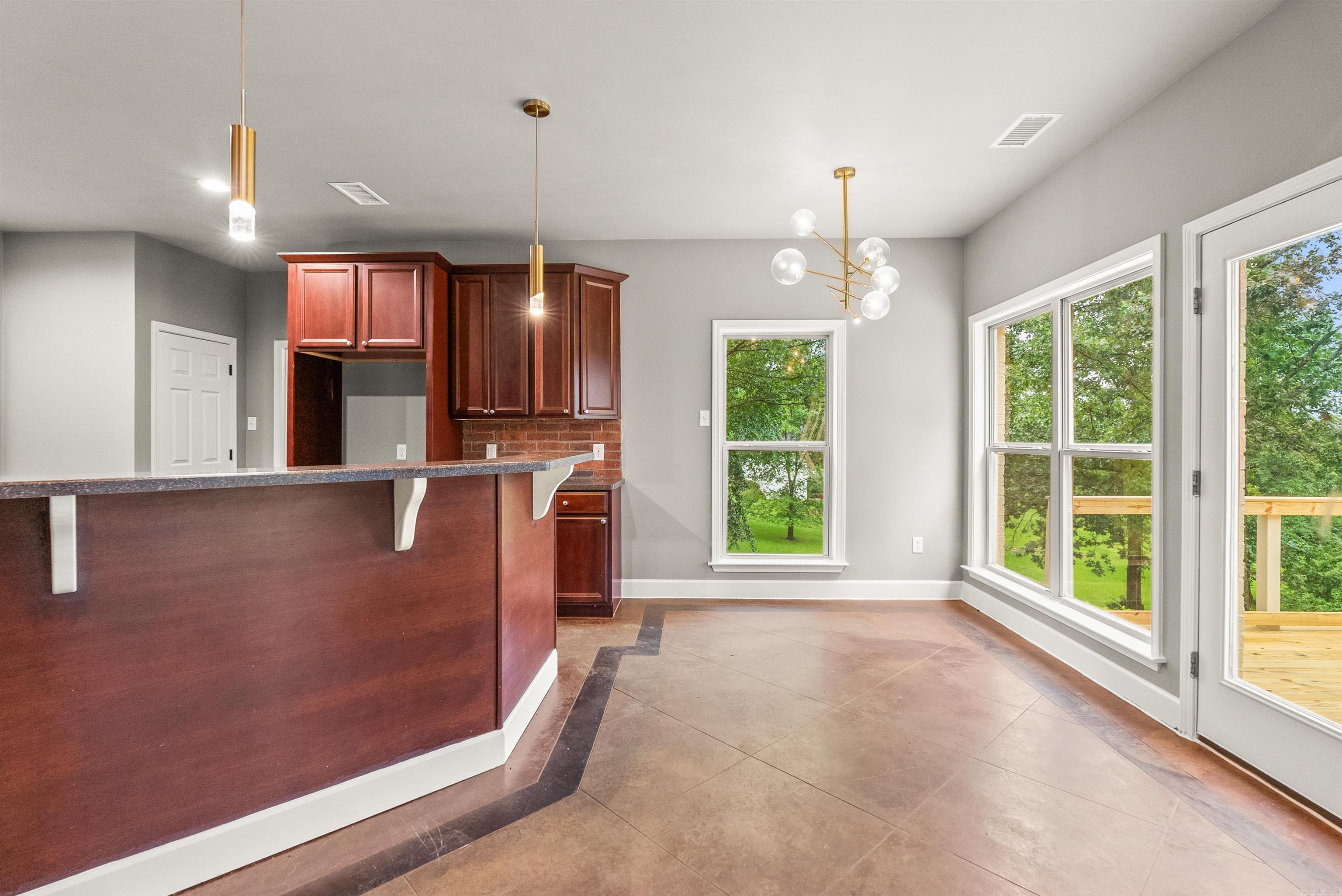 SUMMERHILL PLACE - Residential