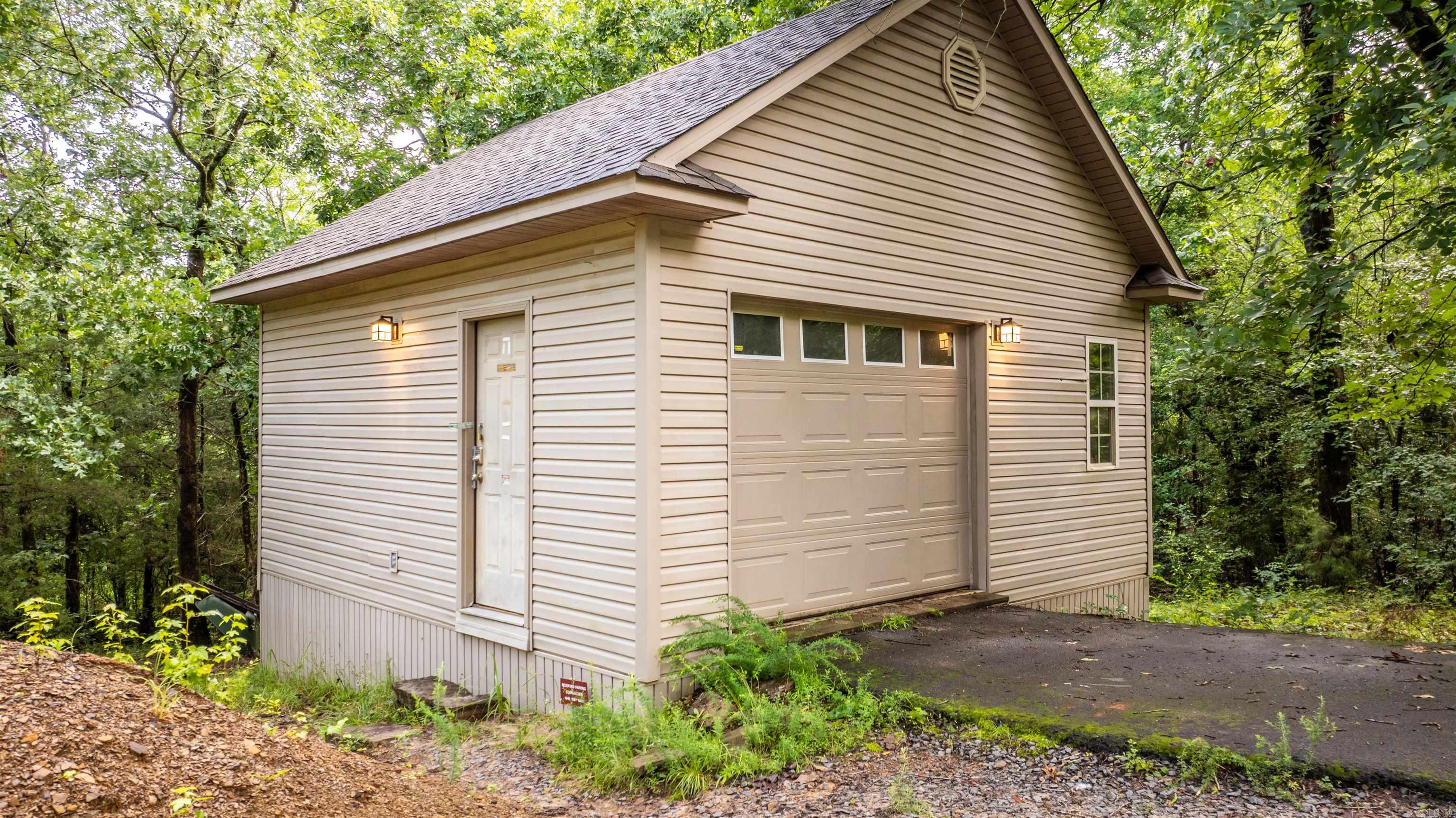 SUMMERHILL PLACE - Residential