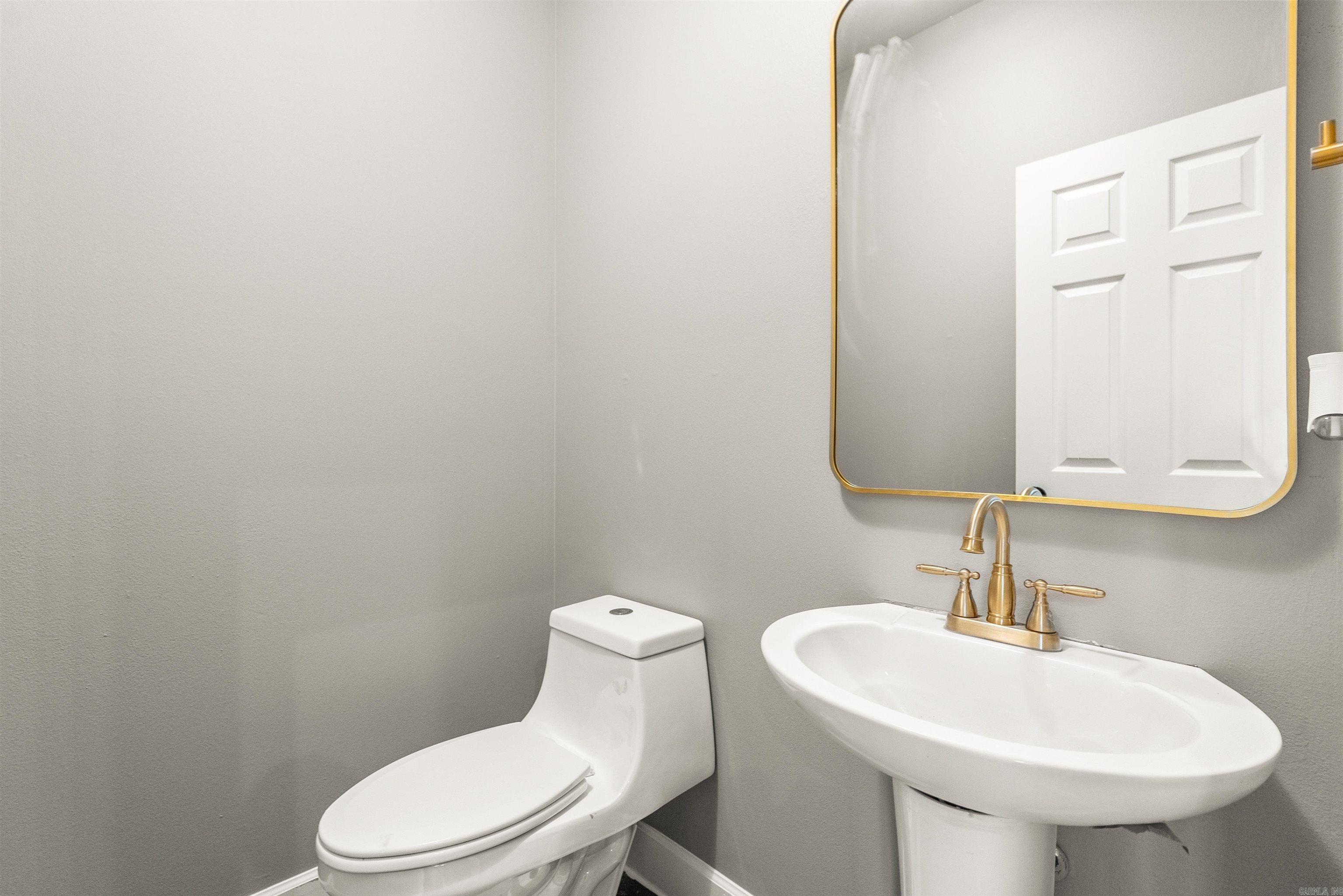 SUMMERHILL PLACE - Residential