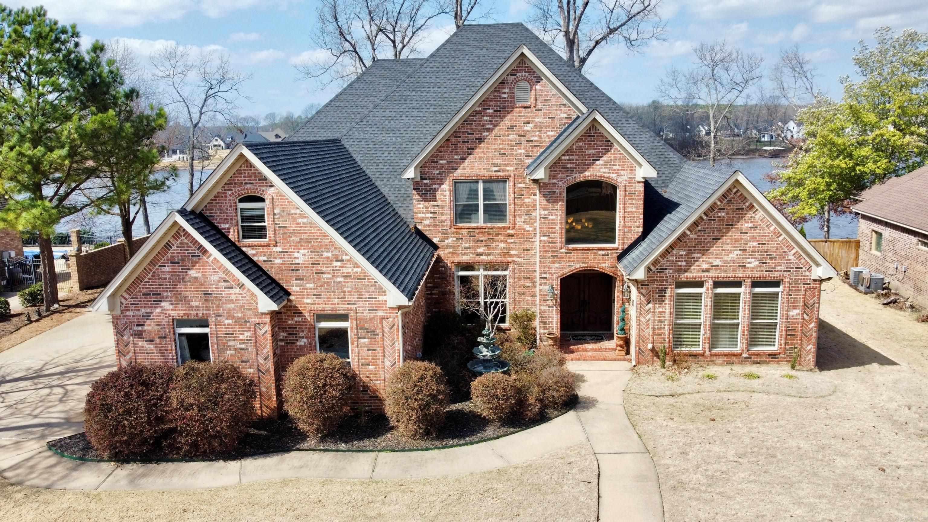 HURRICANE LAKE EST - Residential