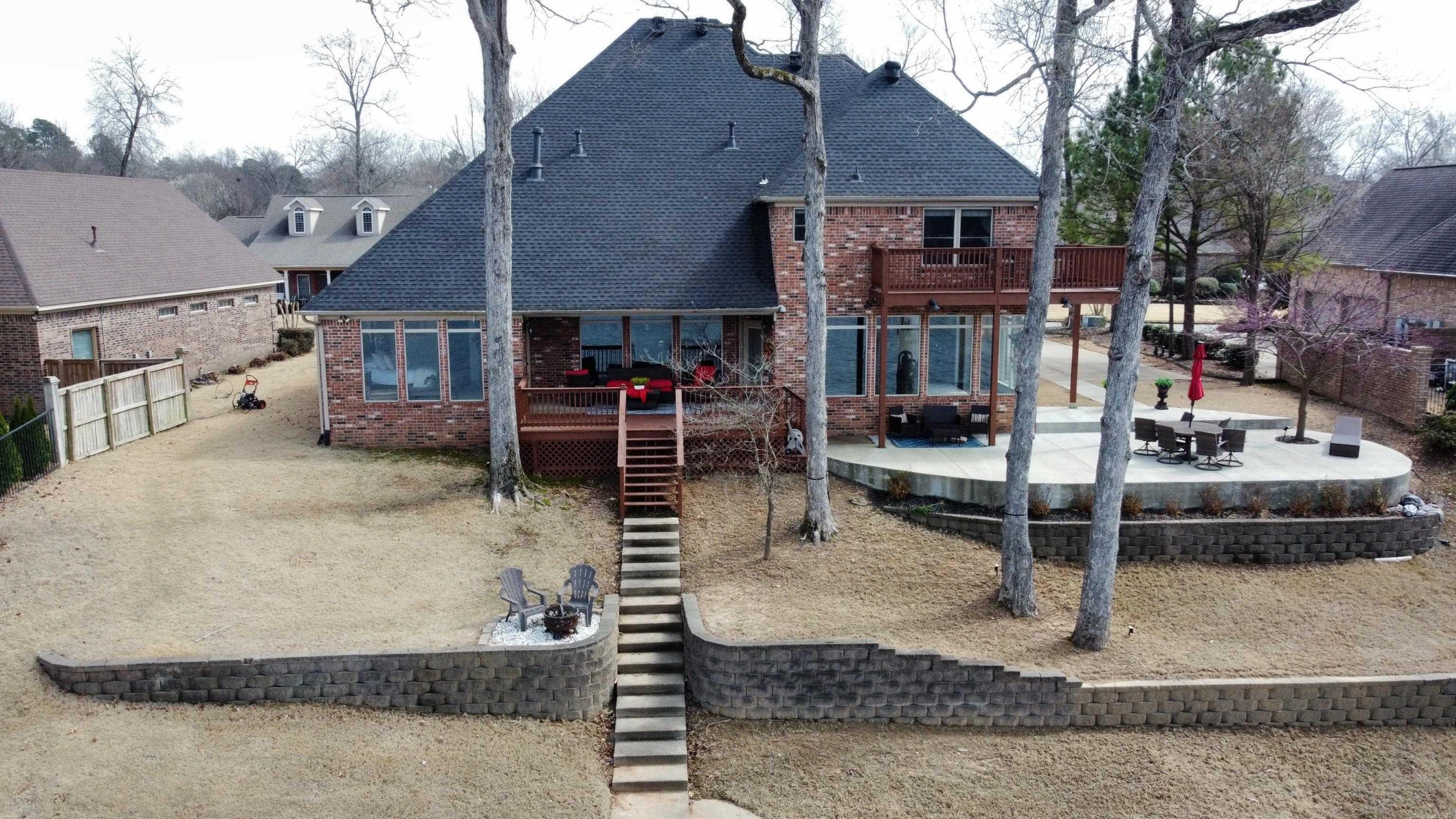 HURRICANE LAKE EST - Residential