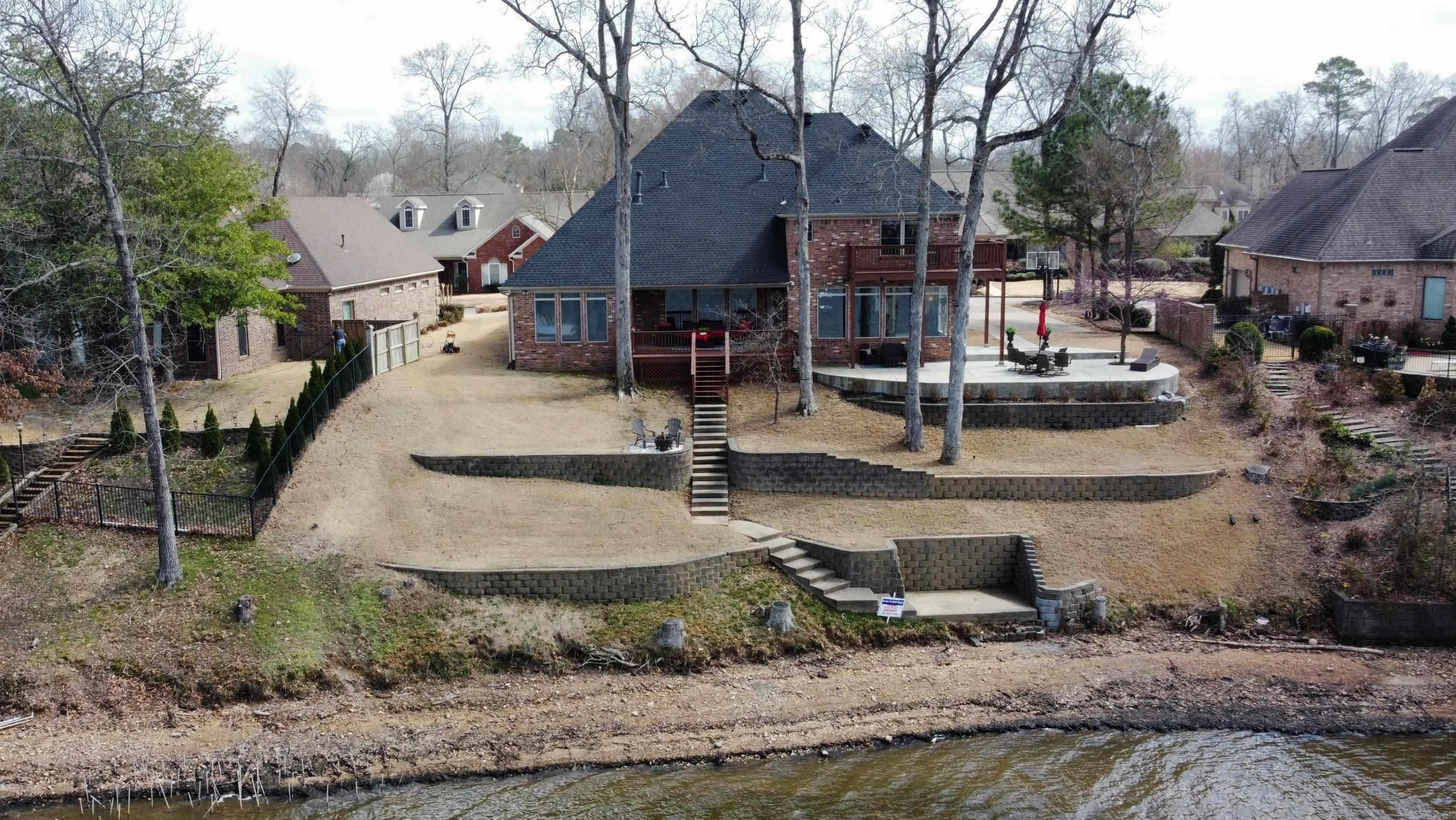 HURRICANE LAKE EST - Residential