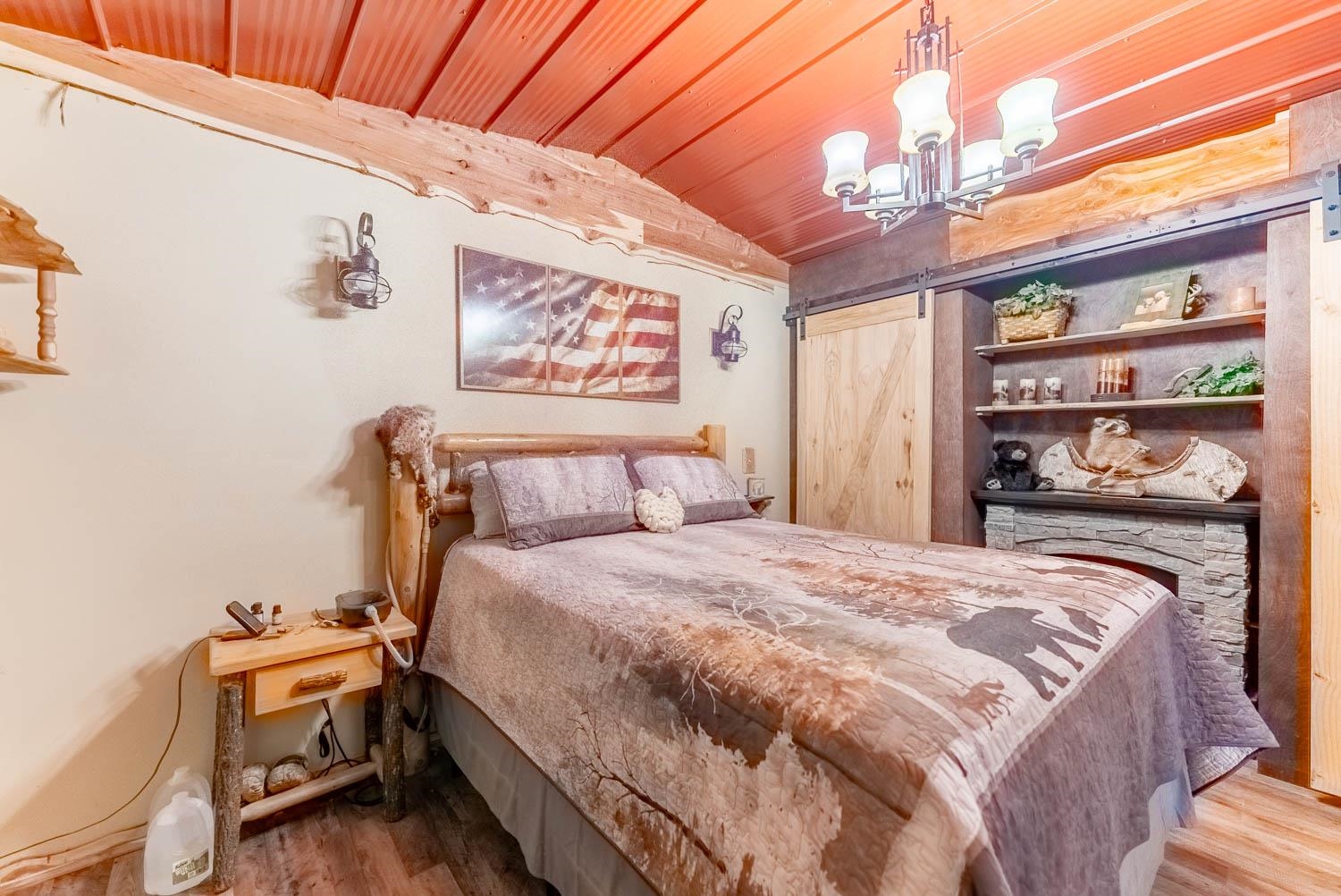 PINE VALLEY ESTATES - Residential