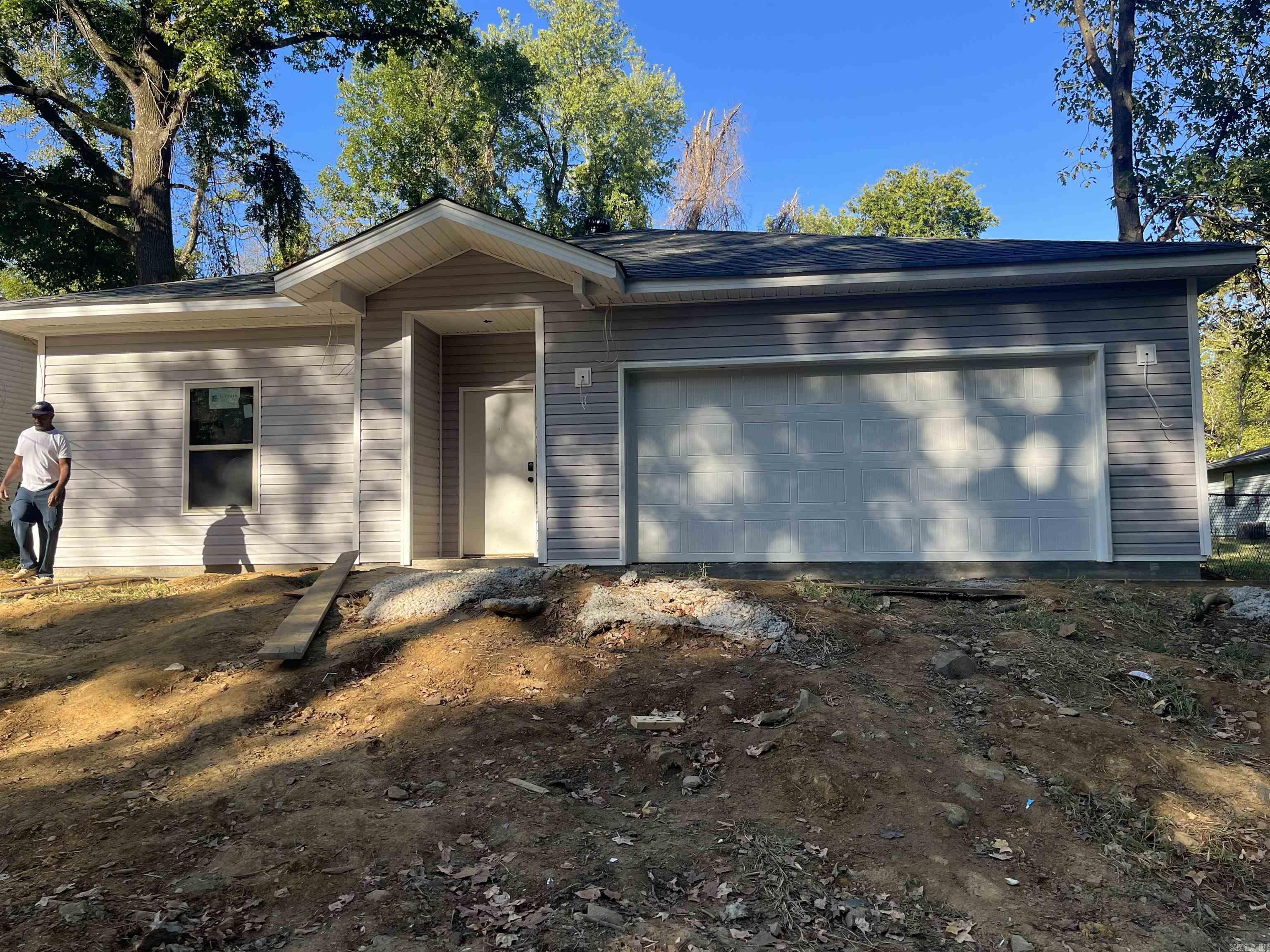 BARROW JOHN - Residential