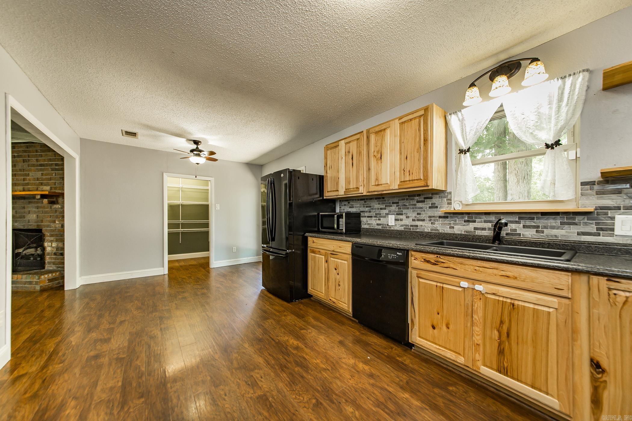 Foxdell - Residential