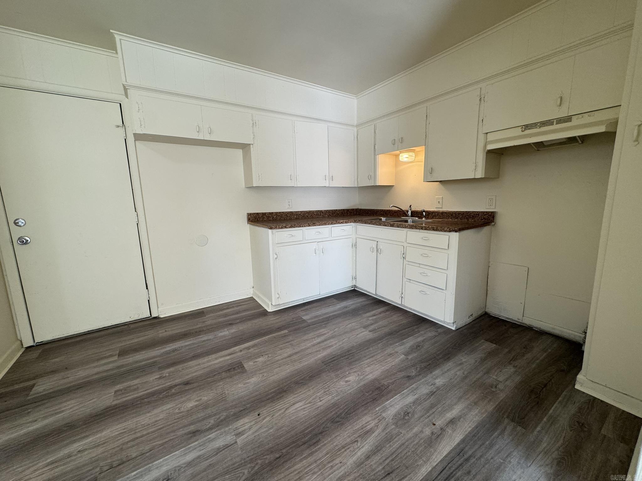 MEADOW PARK - Residential