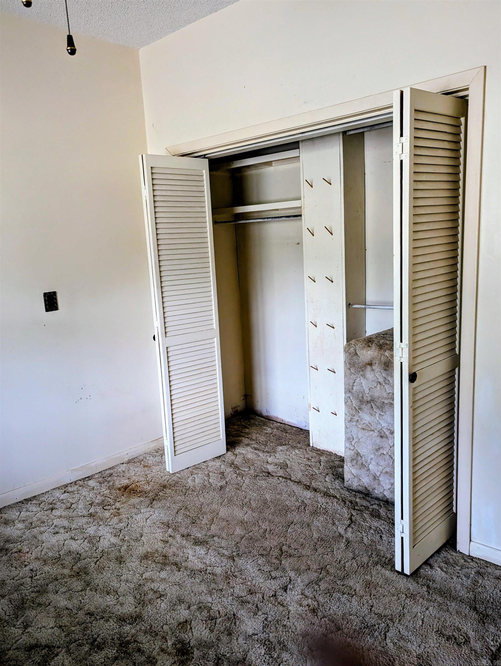 W L BRADLEY ADDN - Residential